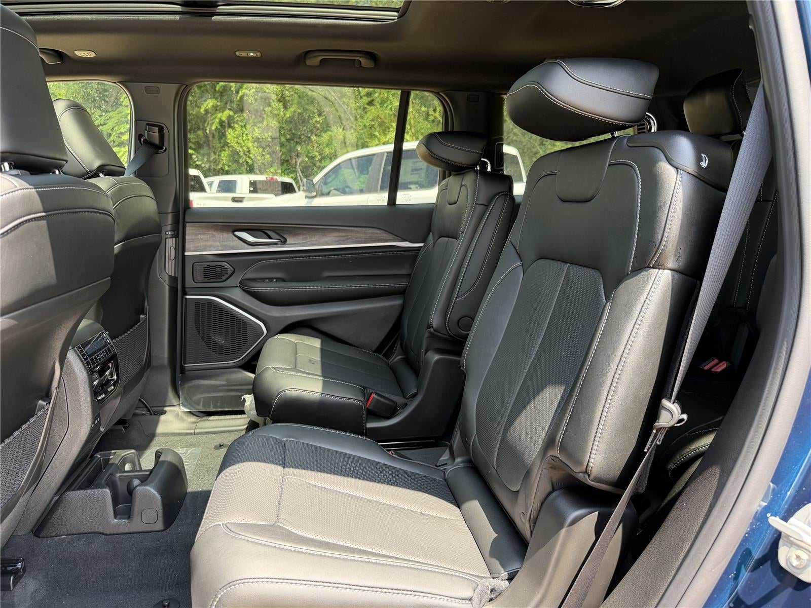 2026 Jeep Grand Cherokee L Limited Reserve