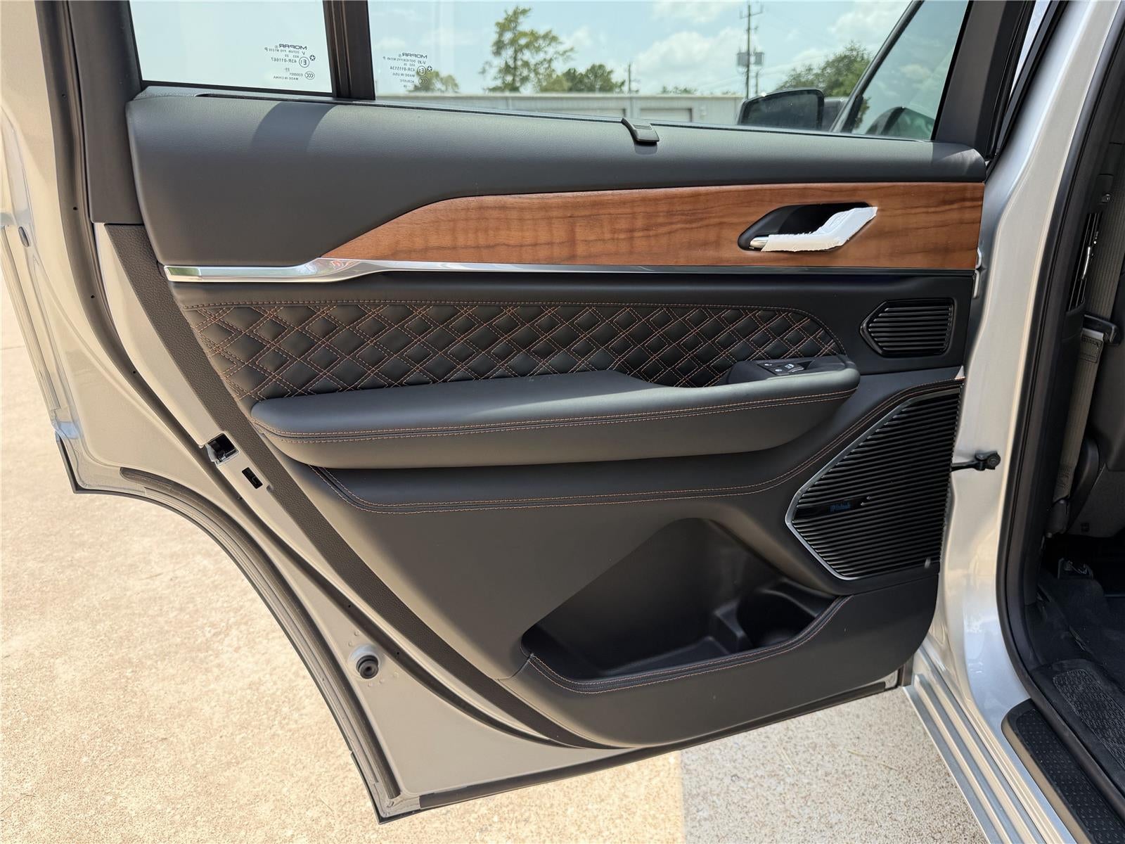 2026 Jeep Grand Cherokee L Summit