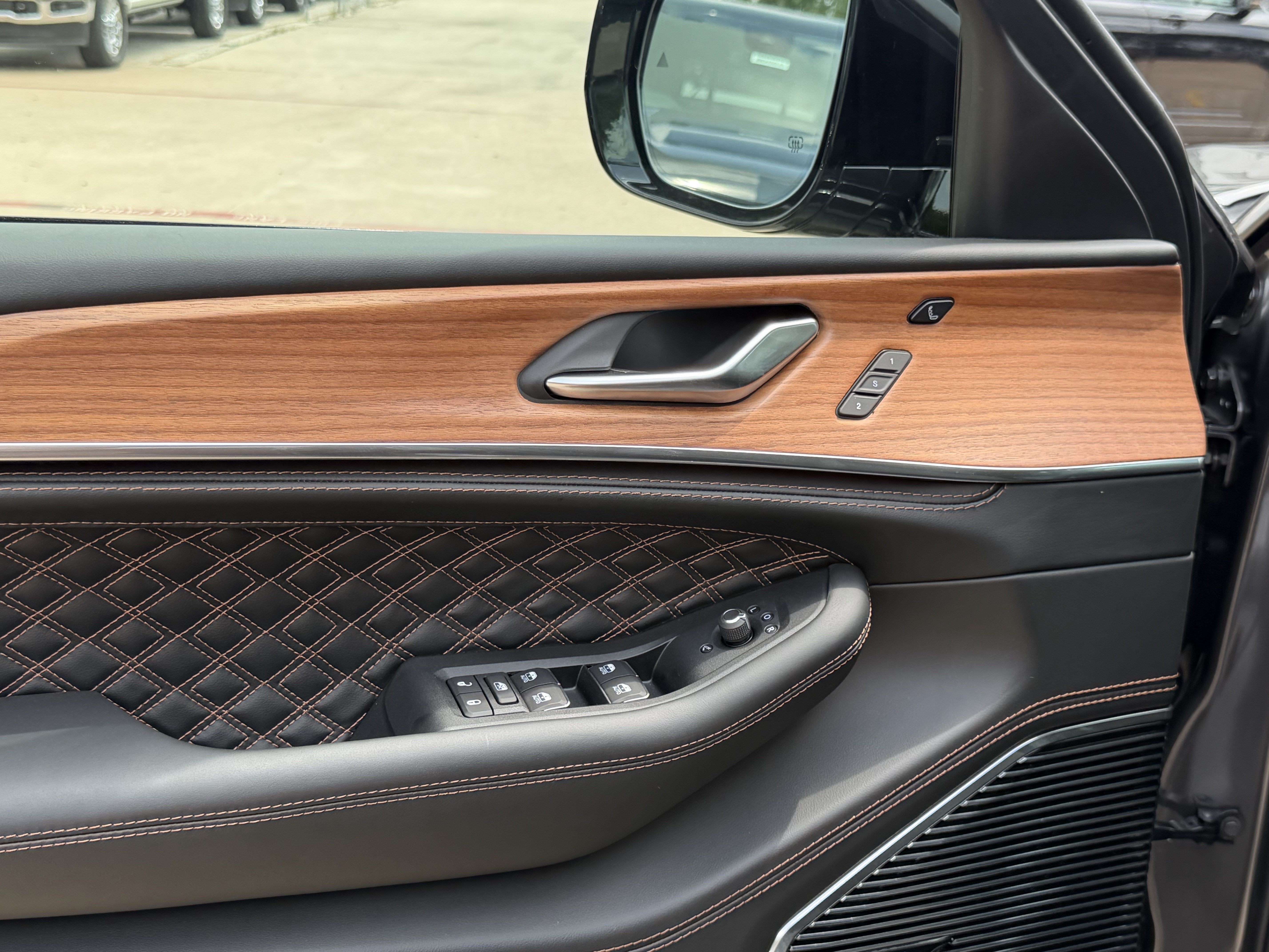 2026 Jeep Grand Cherokee L Summit