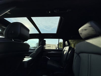 2025 Jeep Wagoneer WAGONEER L LIMITED 4X4