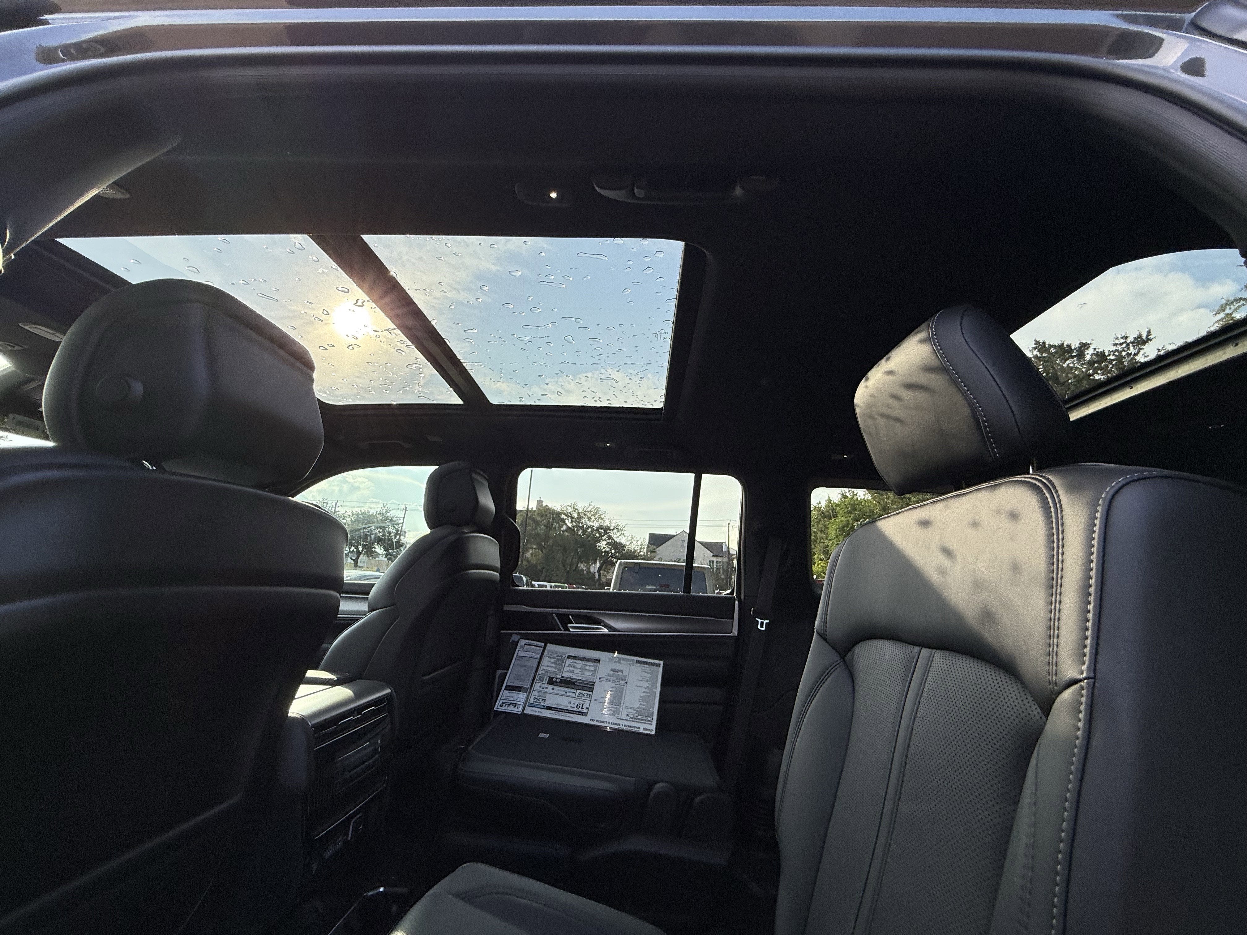 2025 Jeep Wagoneer WAGONEER L LIMITED 4X4