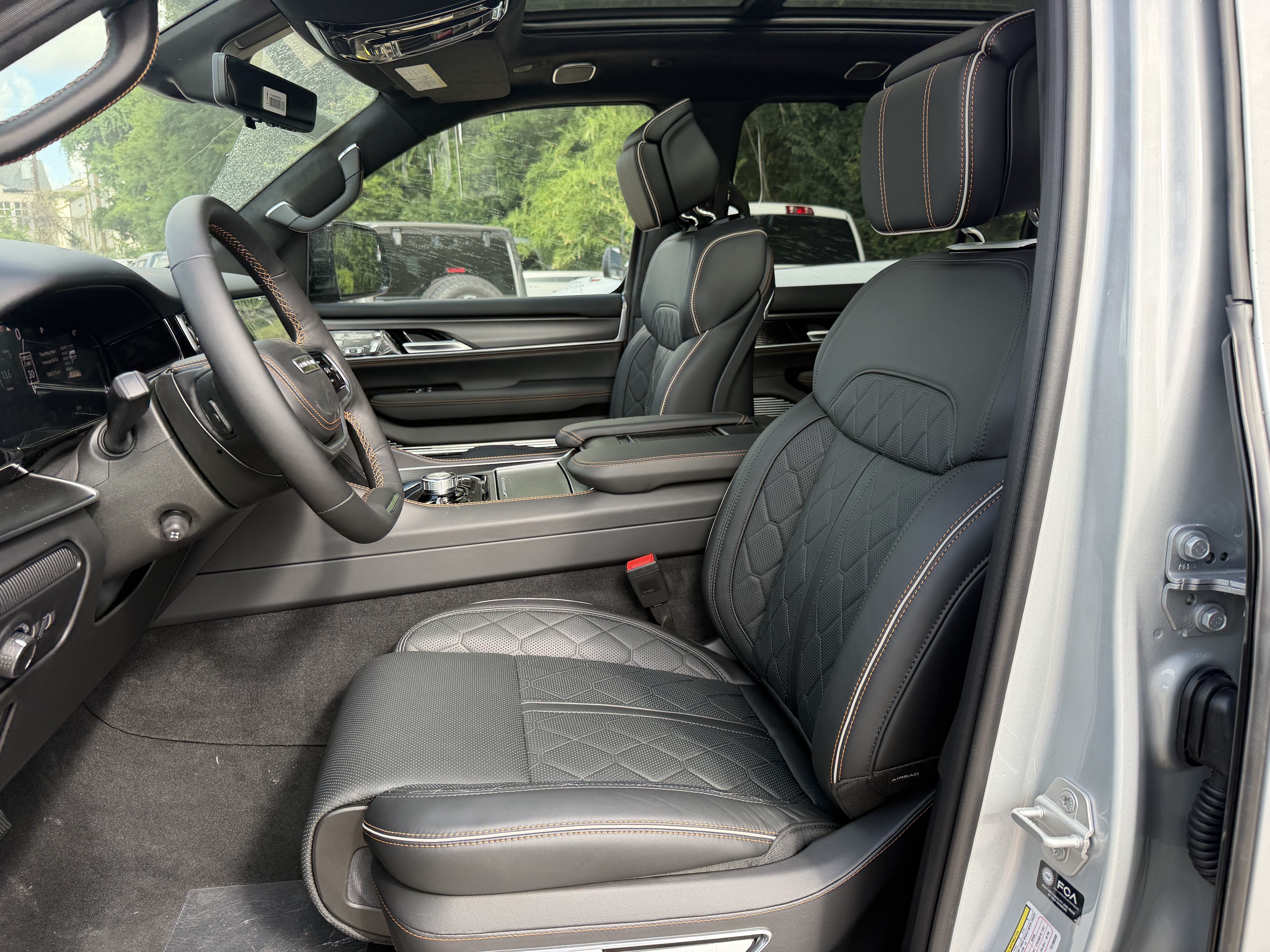 2026 Jeep Grand Wagoneer L Summit Reserve