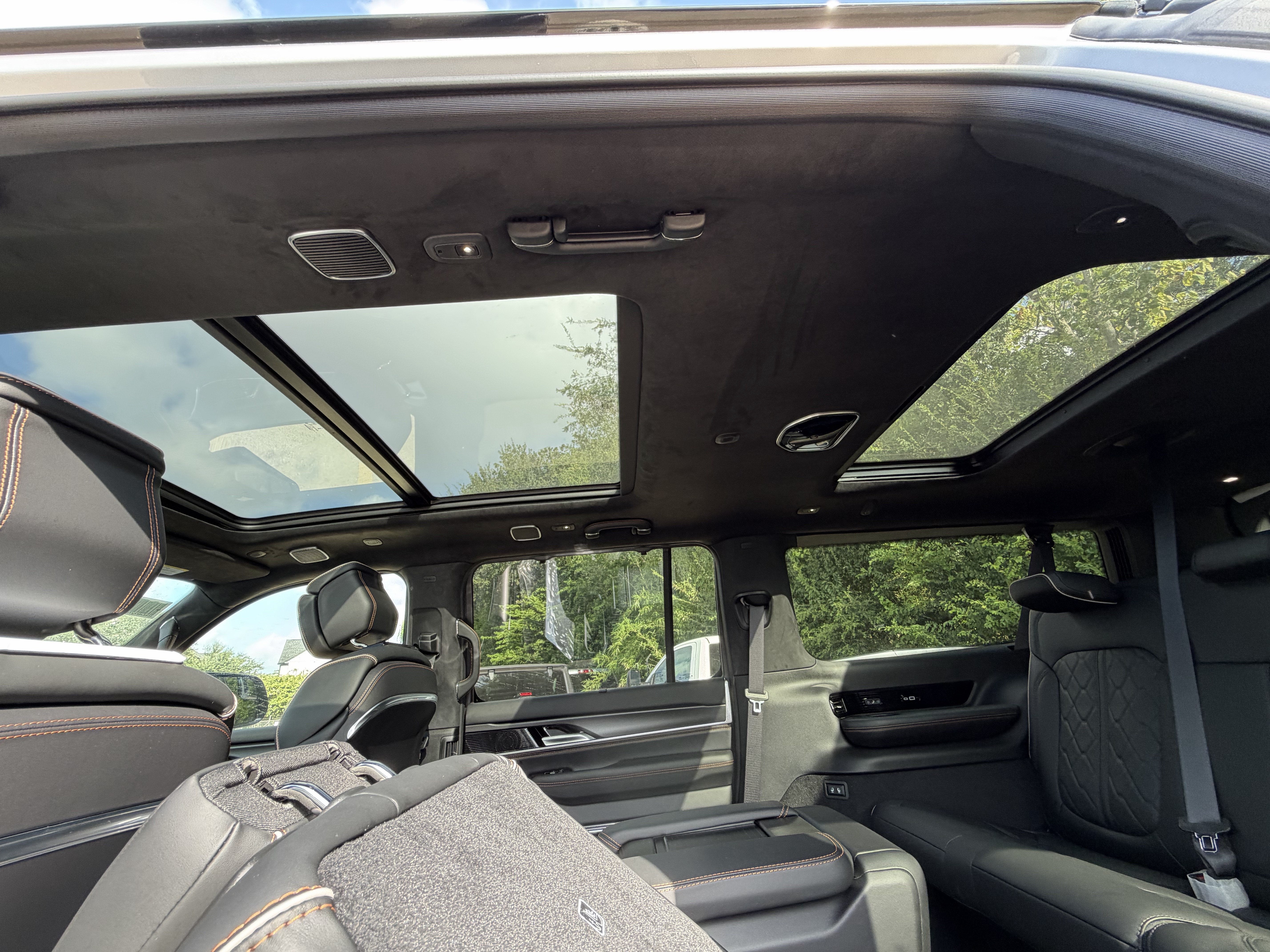2026 Jeep Grand Wagoneer L Summit Reserve