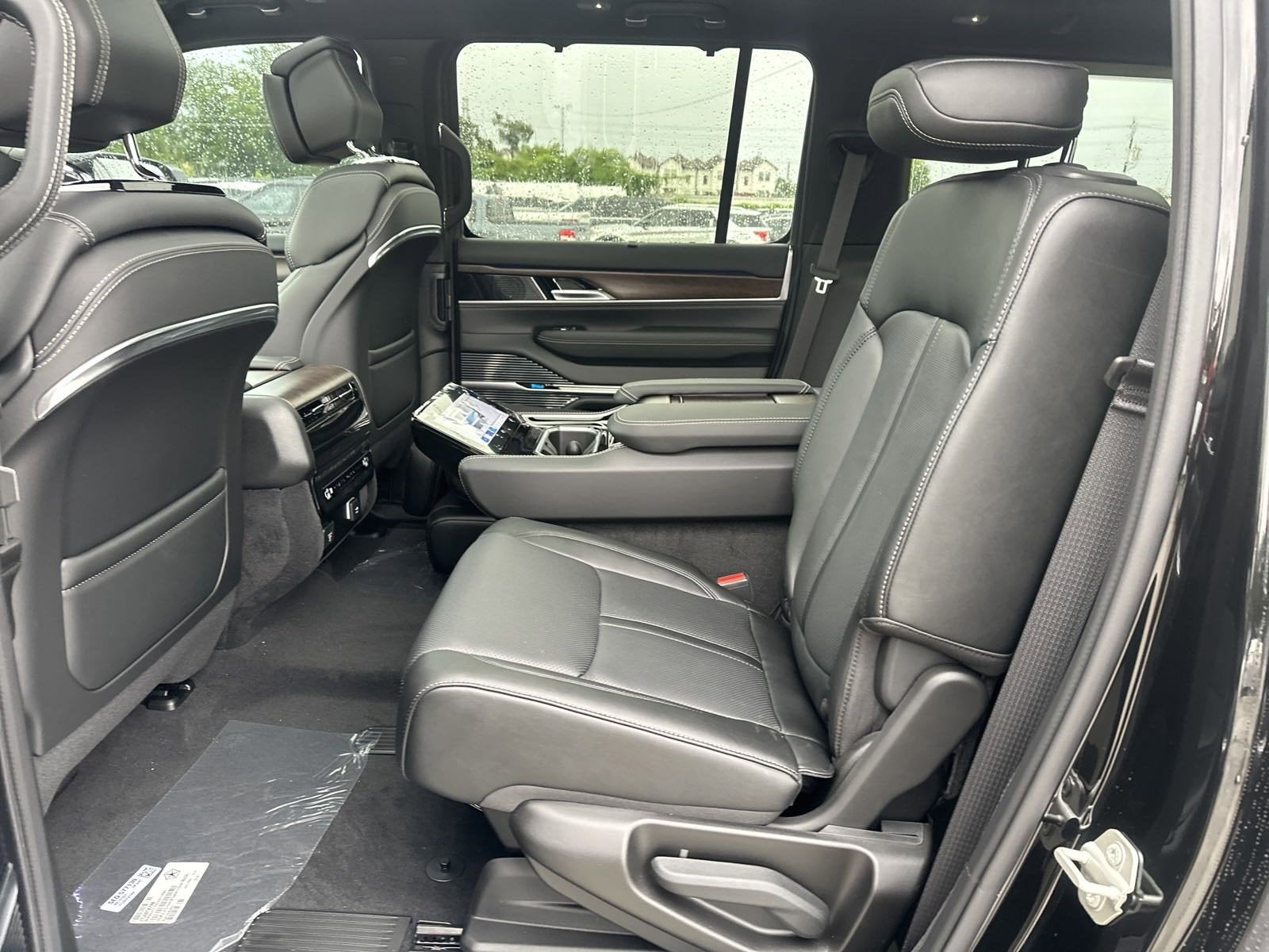 2024 Jeep Grand Wagoneer GRAND WAGONEER L 4X4