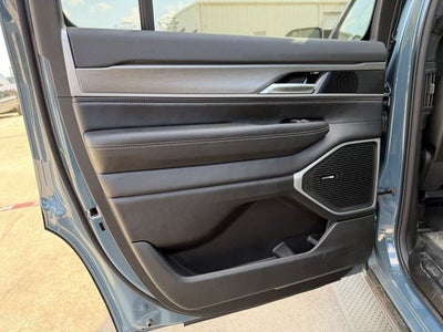 2026 Jeep Grand Wagoneer GRAND WAGONEER UPLAND 4X4