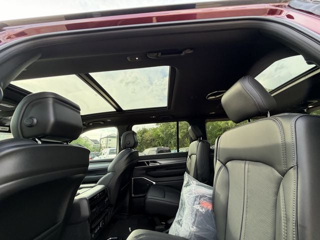 2026 Jeep Grand Wagoneer GRAND WAGONEER UPLAND 4X4