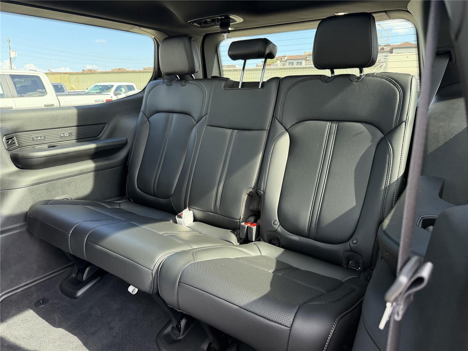 2026 Jeep Grand Wagoneer Upland