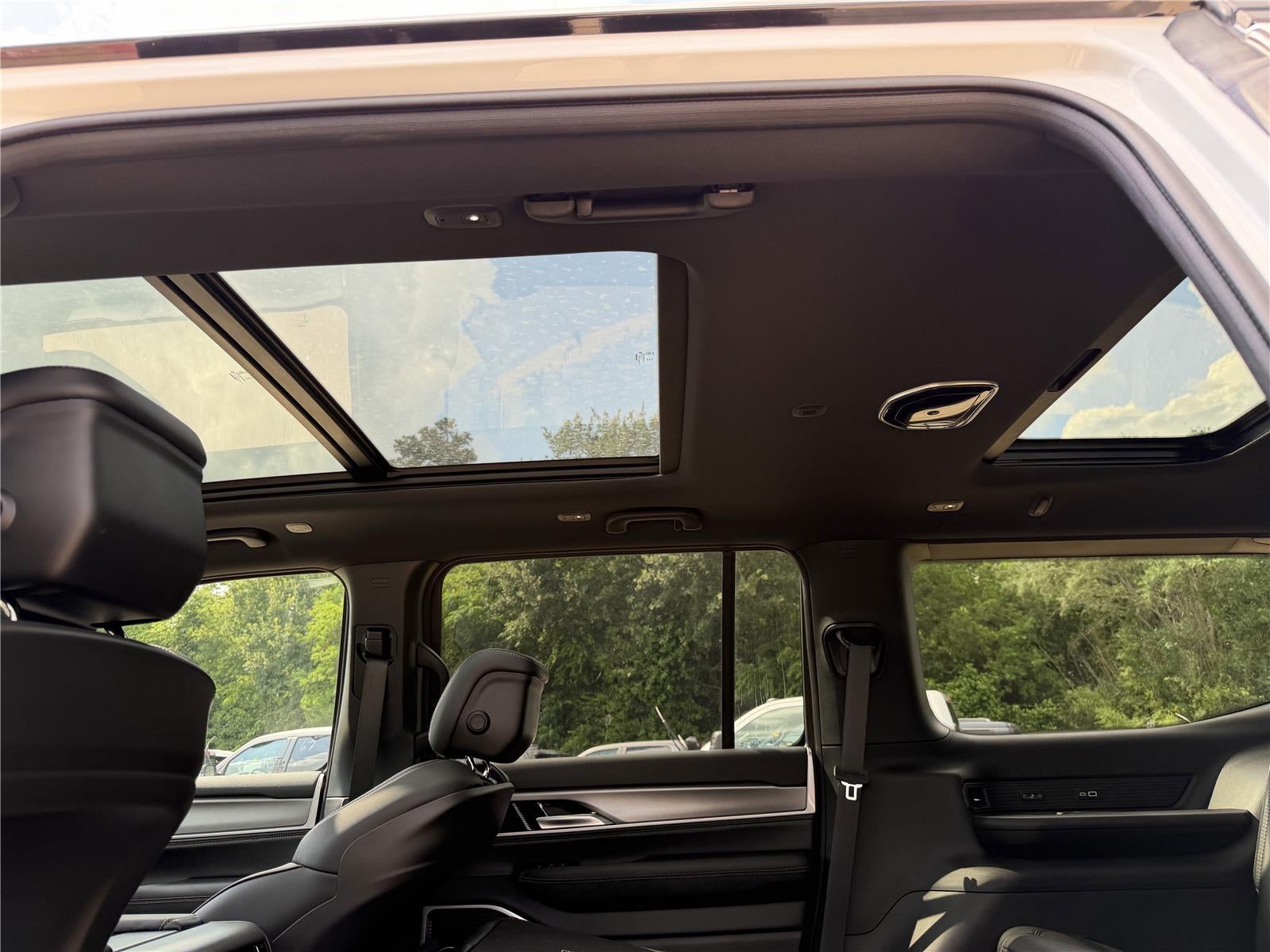 2026 Jeep Grand Wagoneer GRAND WAGONEER UPLAND 4X4