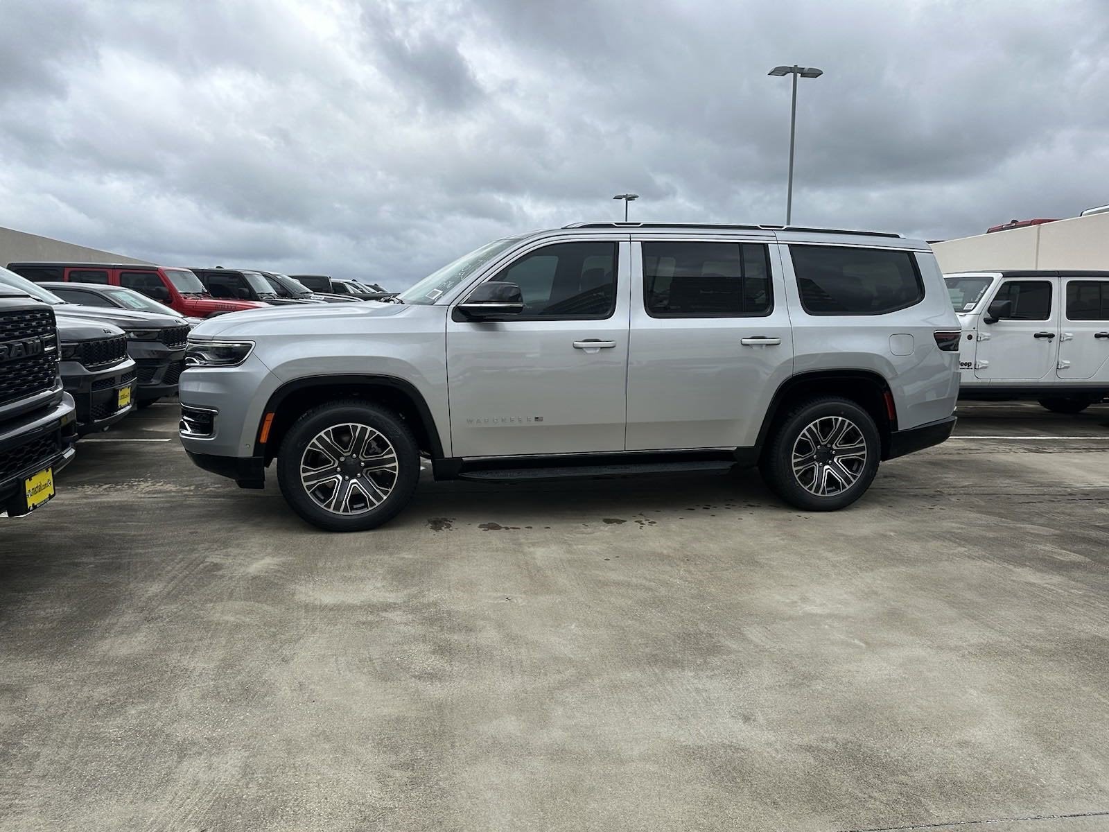 2024 Jeep Wagoneer WAGONEER 4X4