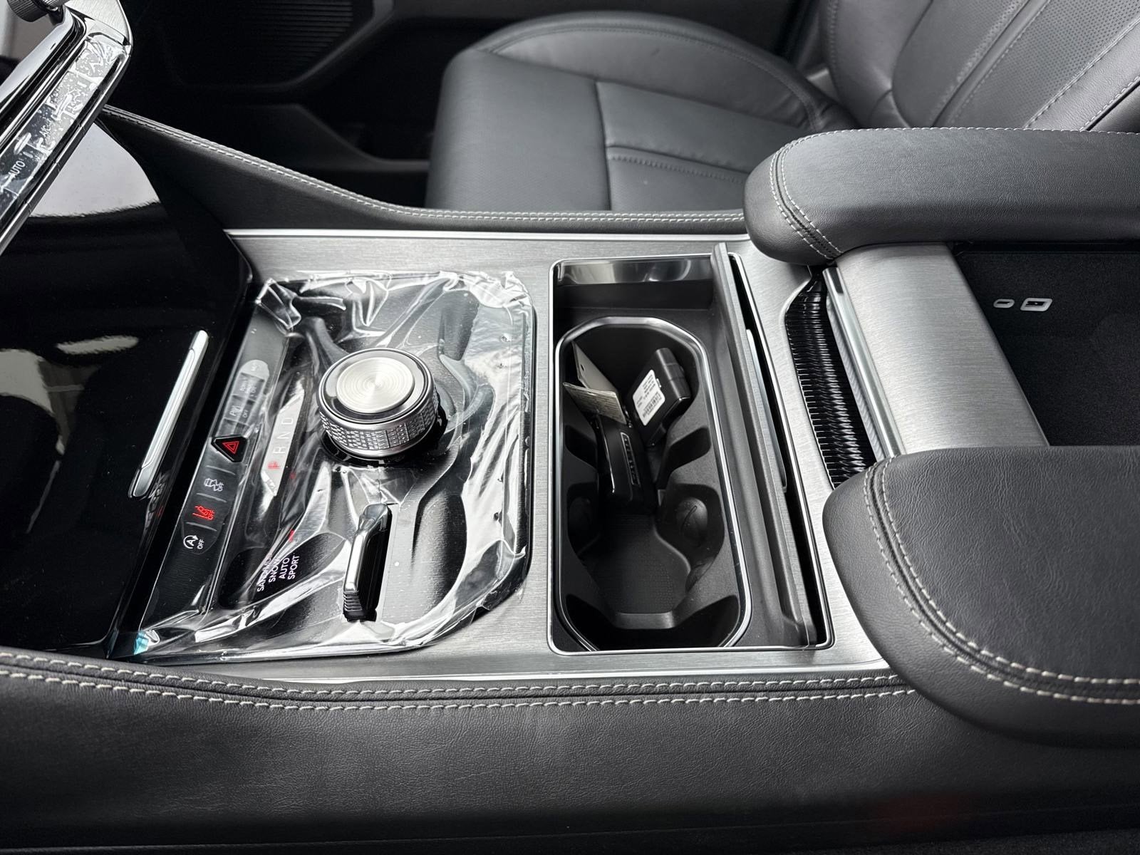 2025 Jeep Wagoneer WAGONEER CARBIDE 4X4