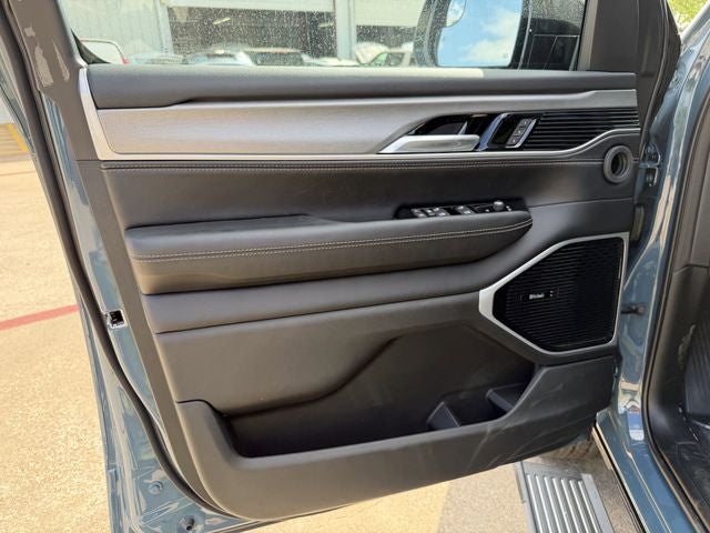 2026 Jeep Grand Wagoneer GRAND WAGONEER LIMITED ALTITUDE 4X4