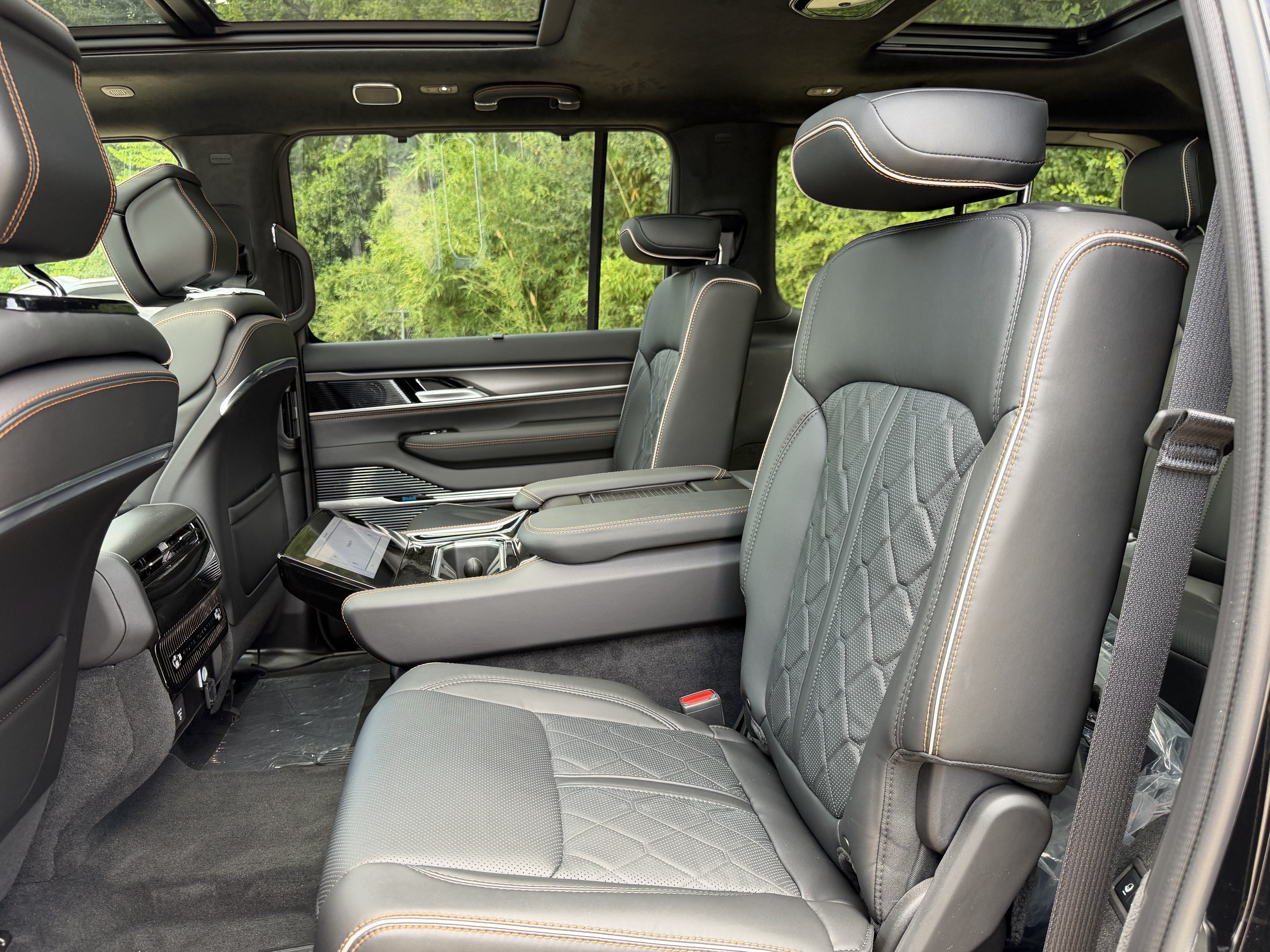2026 Jeep Grand Wagoneer Summit Reserve