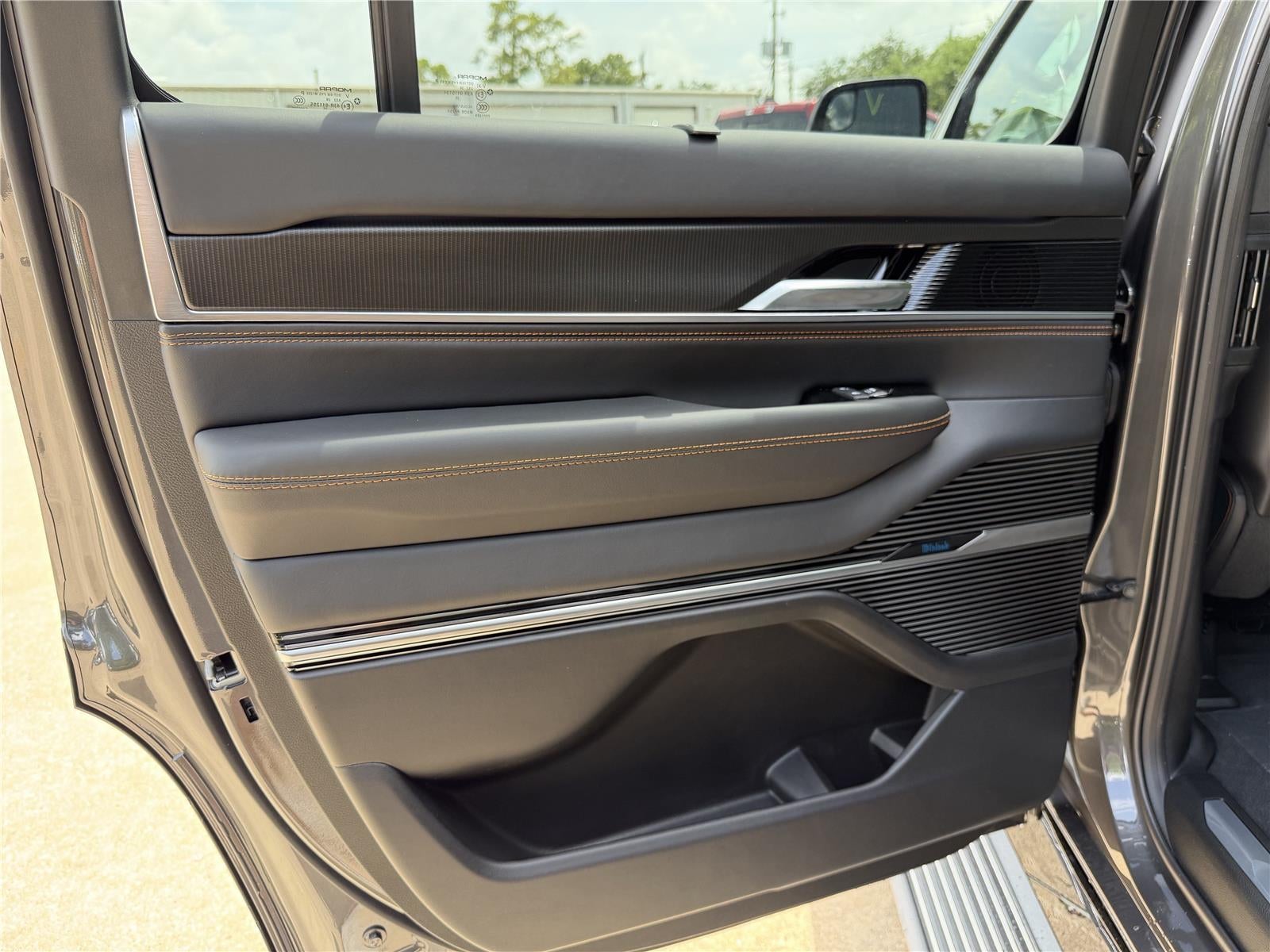 2026 Jeep Grand Wagoneer Summit Reserve