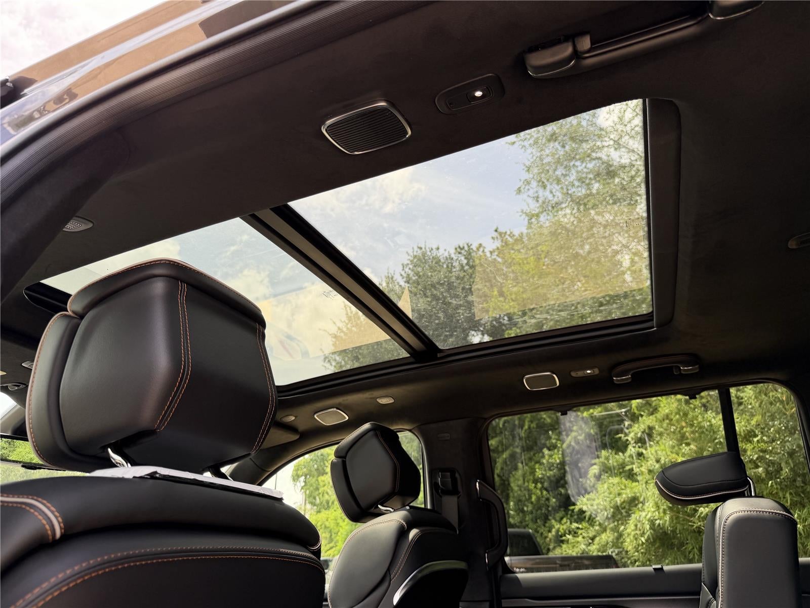 2026 Jeep Grand Wagoneer Summit Reserve