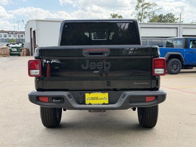 2026 Jeep Gladiator GLADIATOR SAHARA 4X4