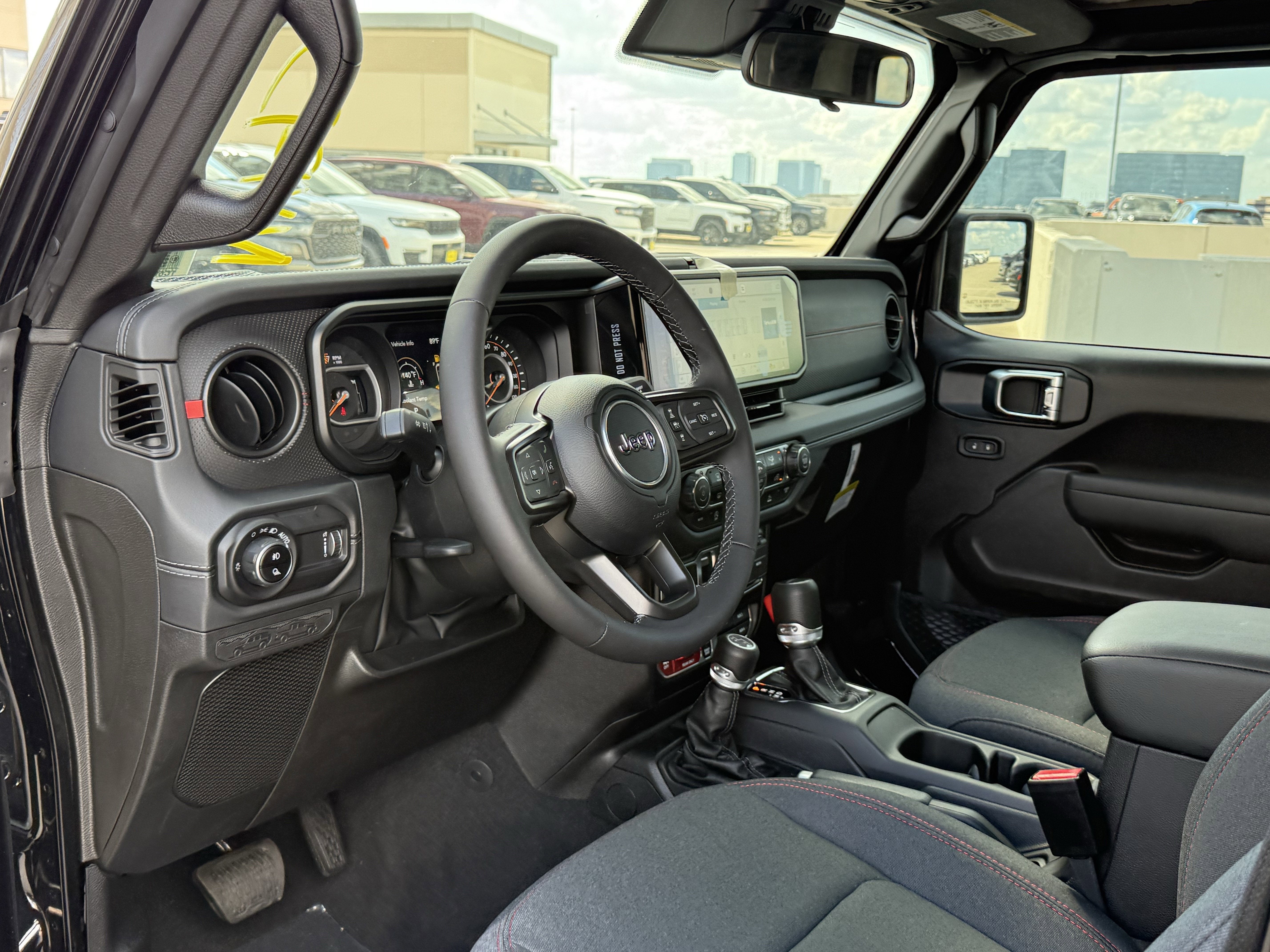 2025 Jeep Gladiator GLADIATOR RUBICON 4X4