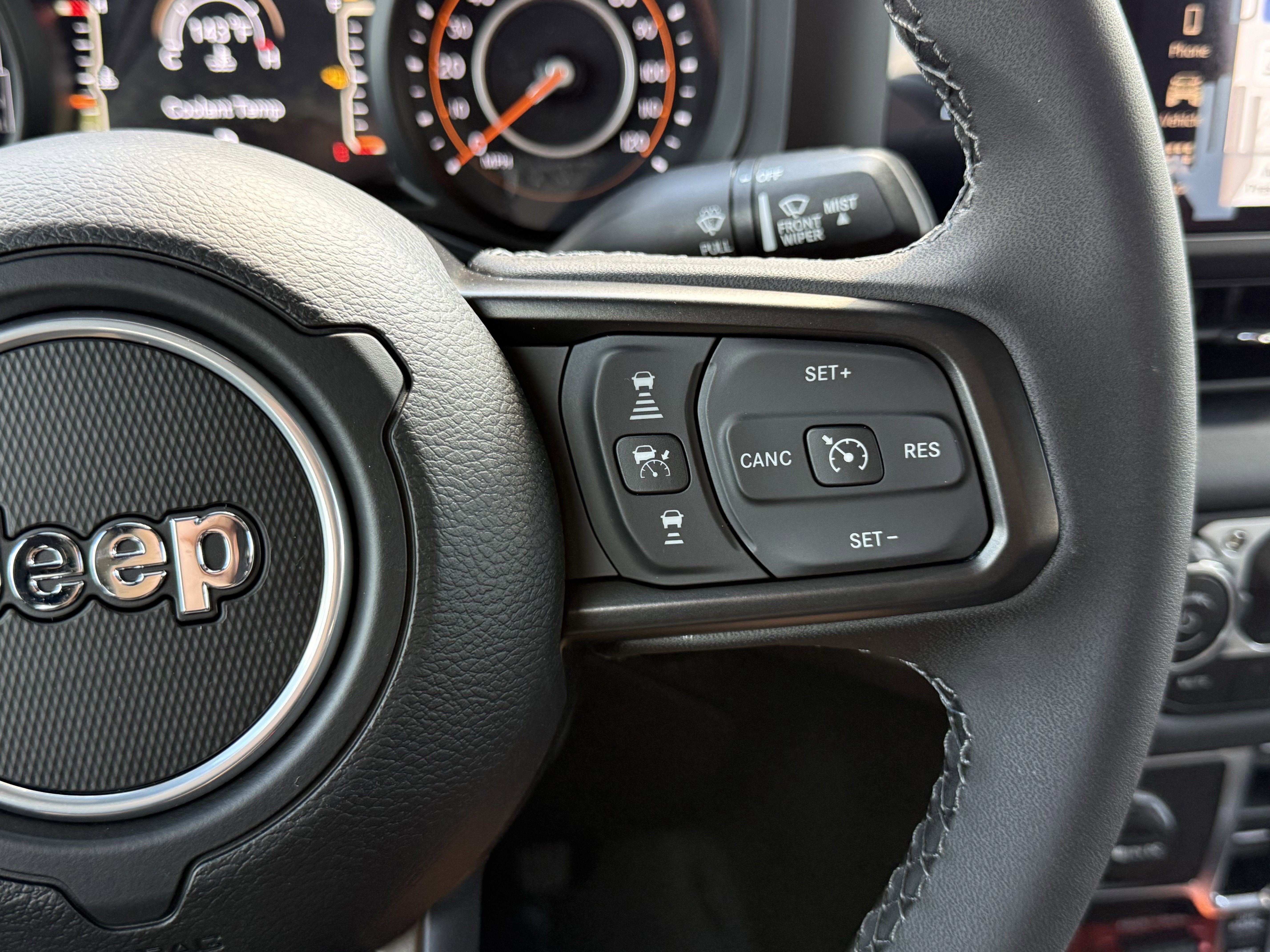 2025 Jeep Gladiator GLADIATOR RUBICON 4X4