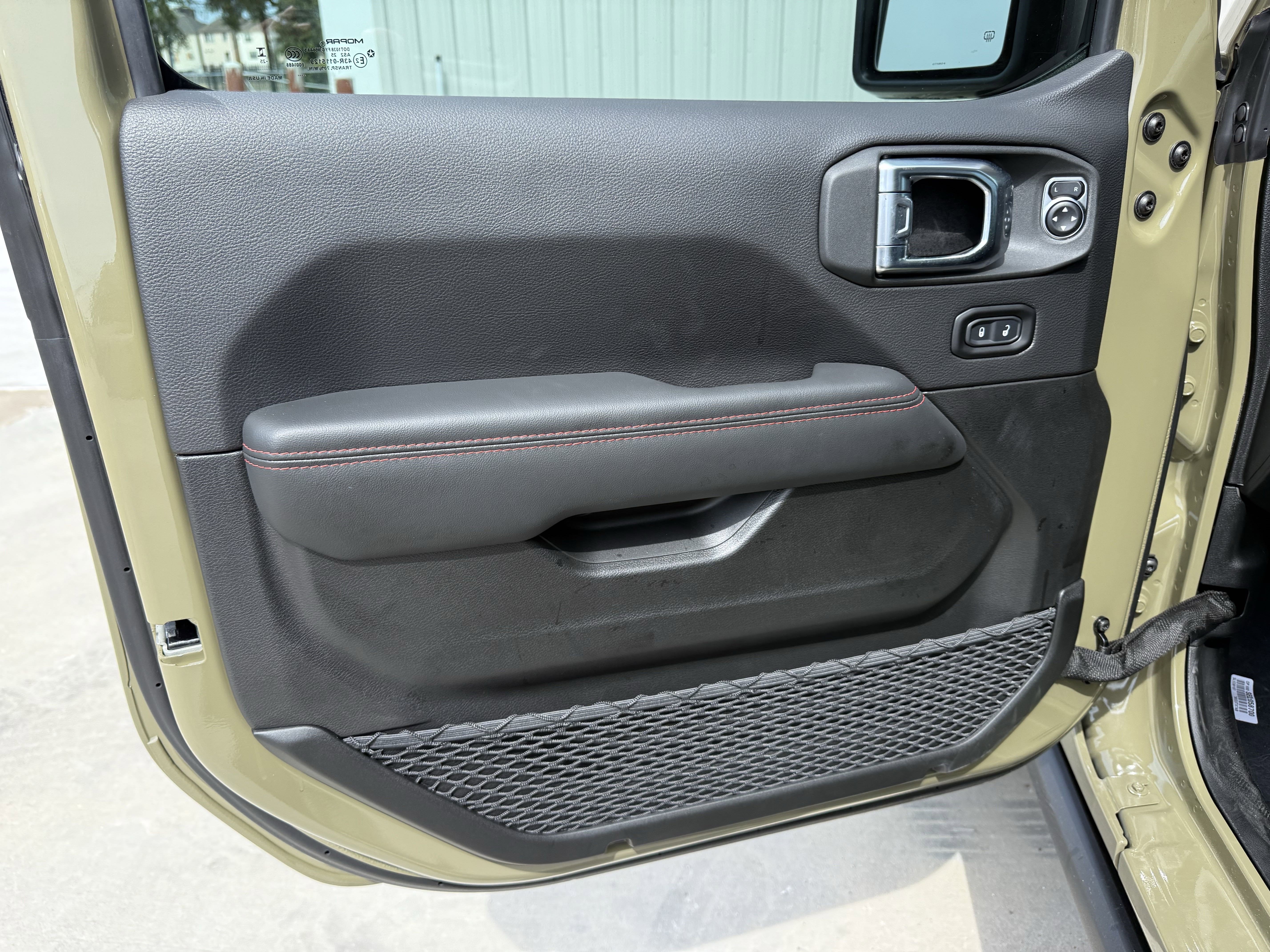 2025 Jeep Gladiator GLADIATOR RUBICON X 4X4