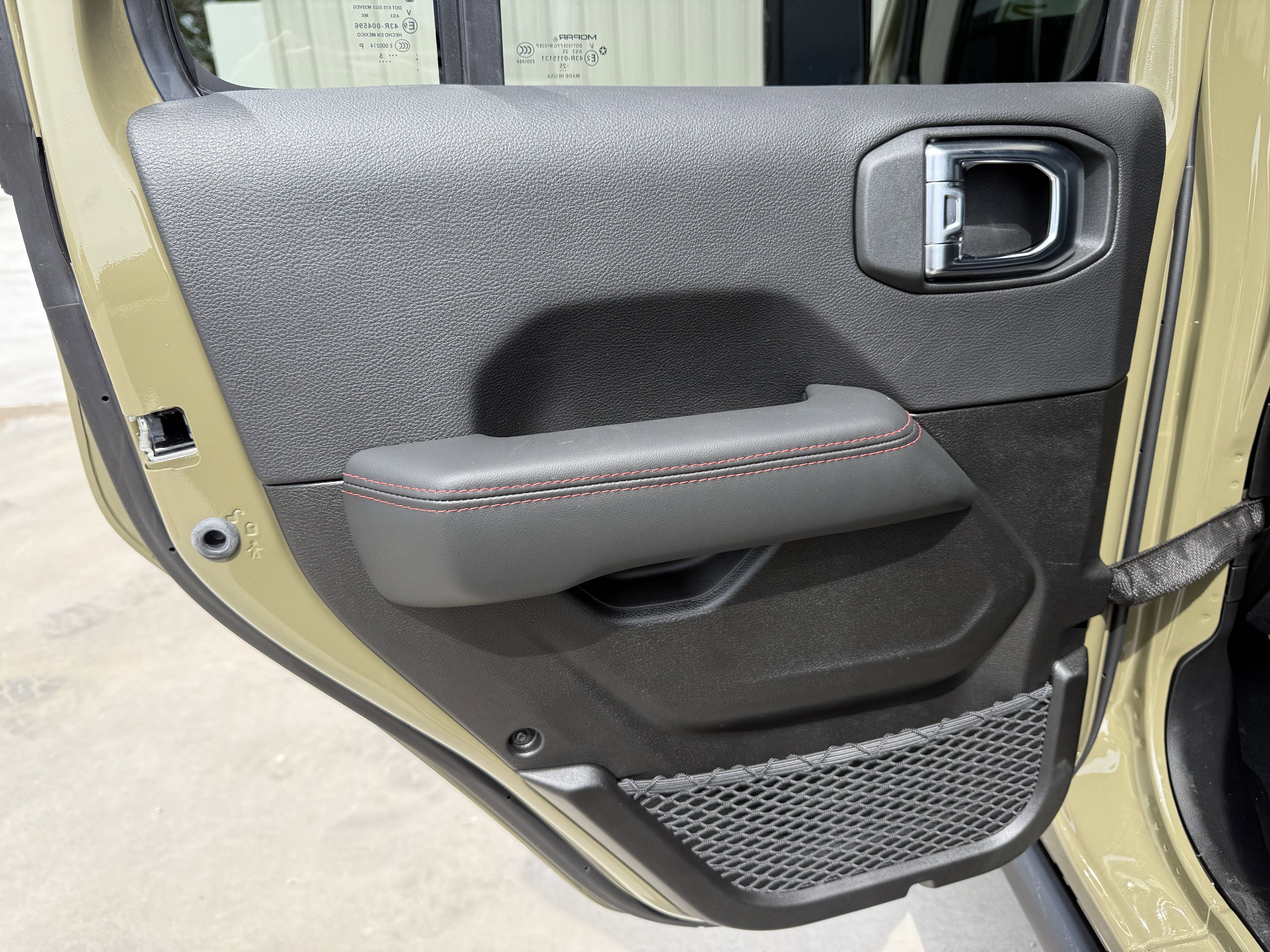 2025 Jeep Gladiator GLADIATOR RUBICON X 4X4