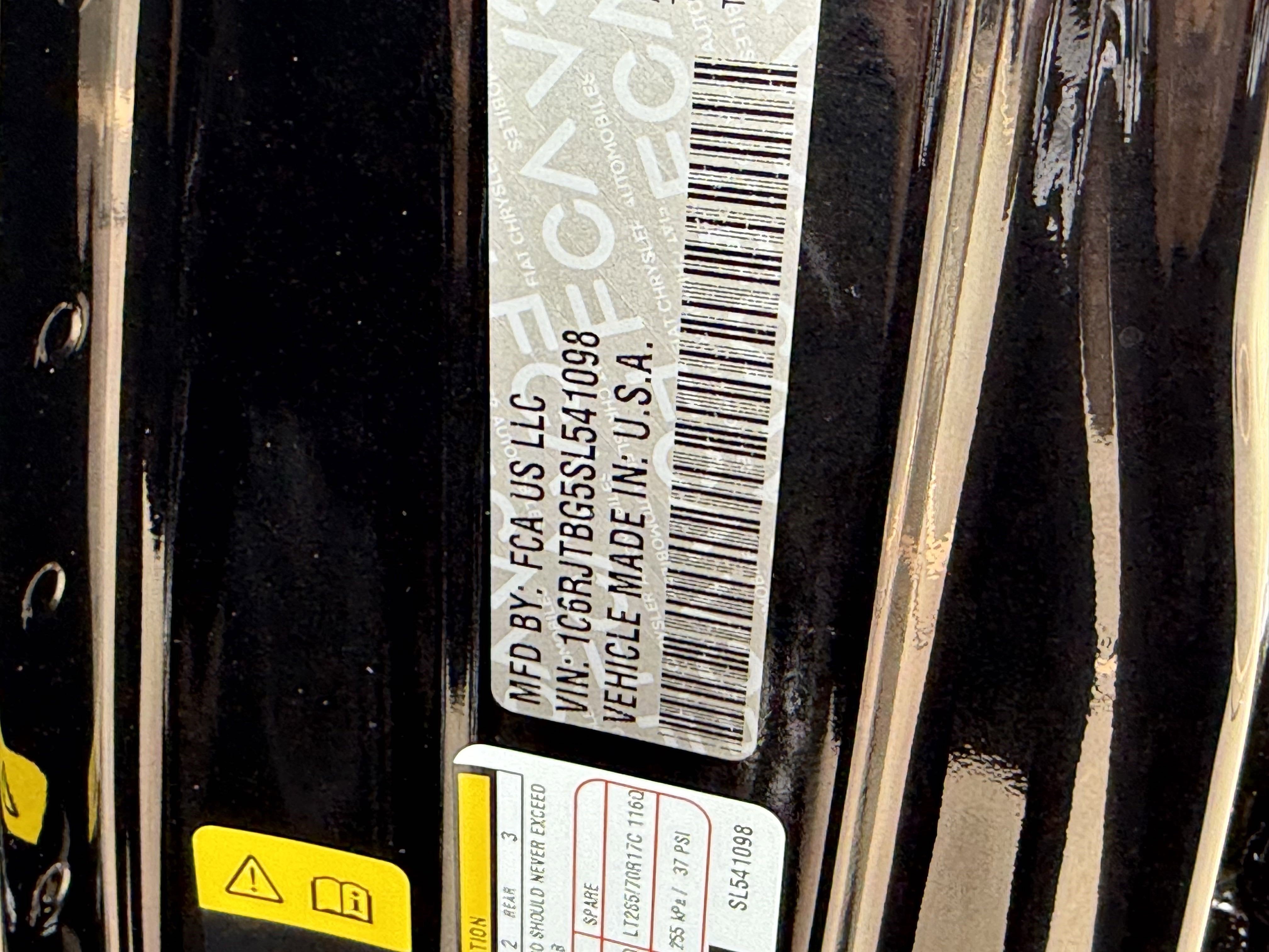 2025 Jeep Gladiator GLADIATOR RUBICON X 4X4