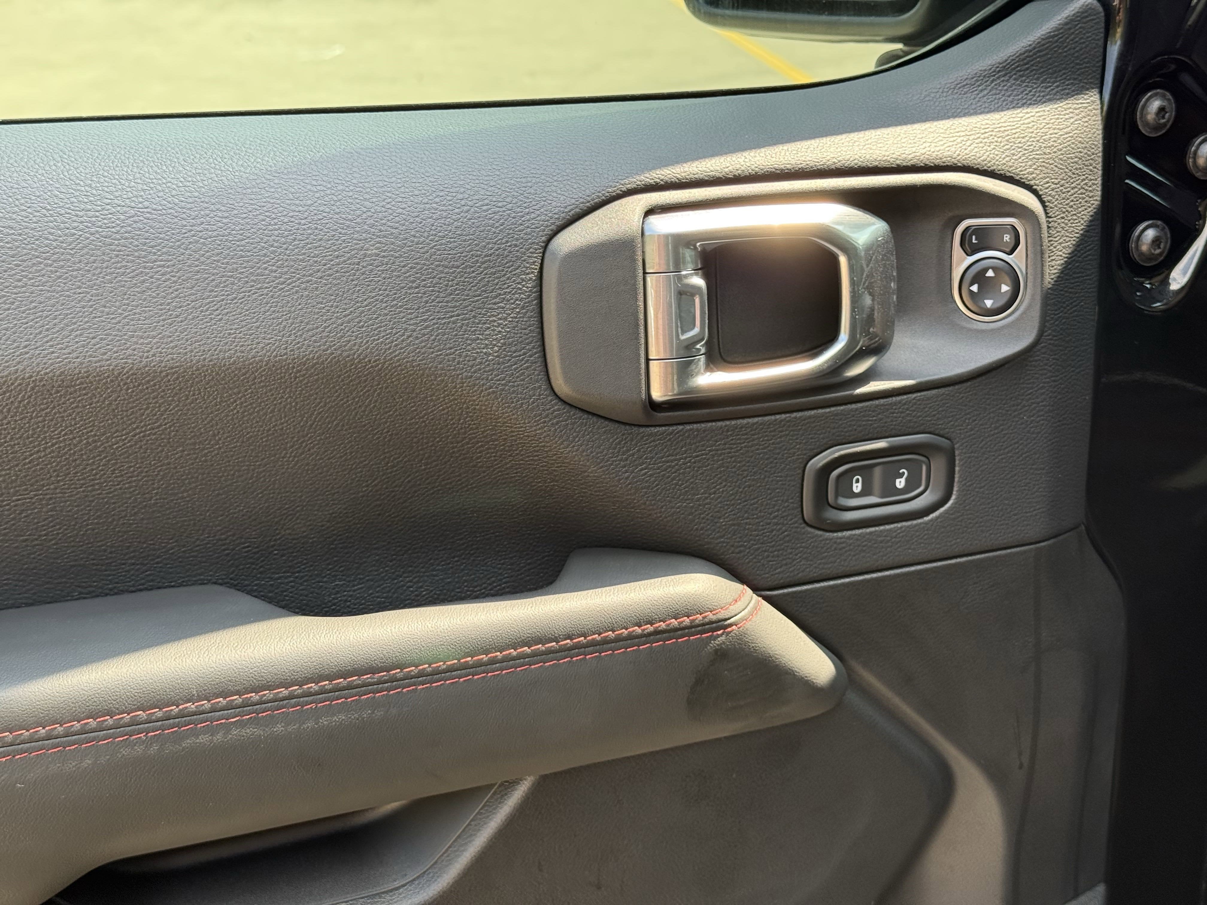 2025 Jeep Gladiator GLADIATOR RUBICON 4X4