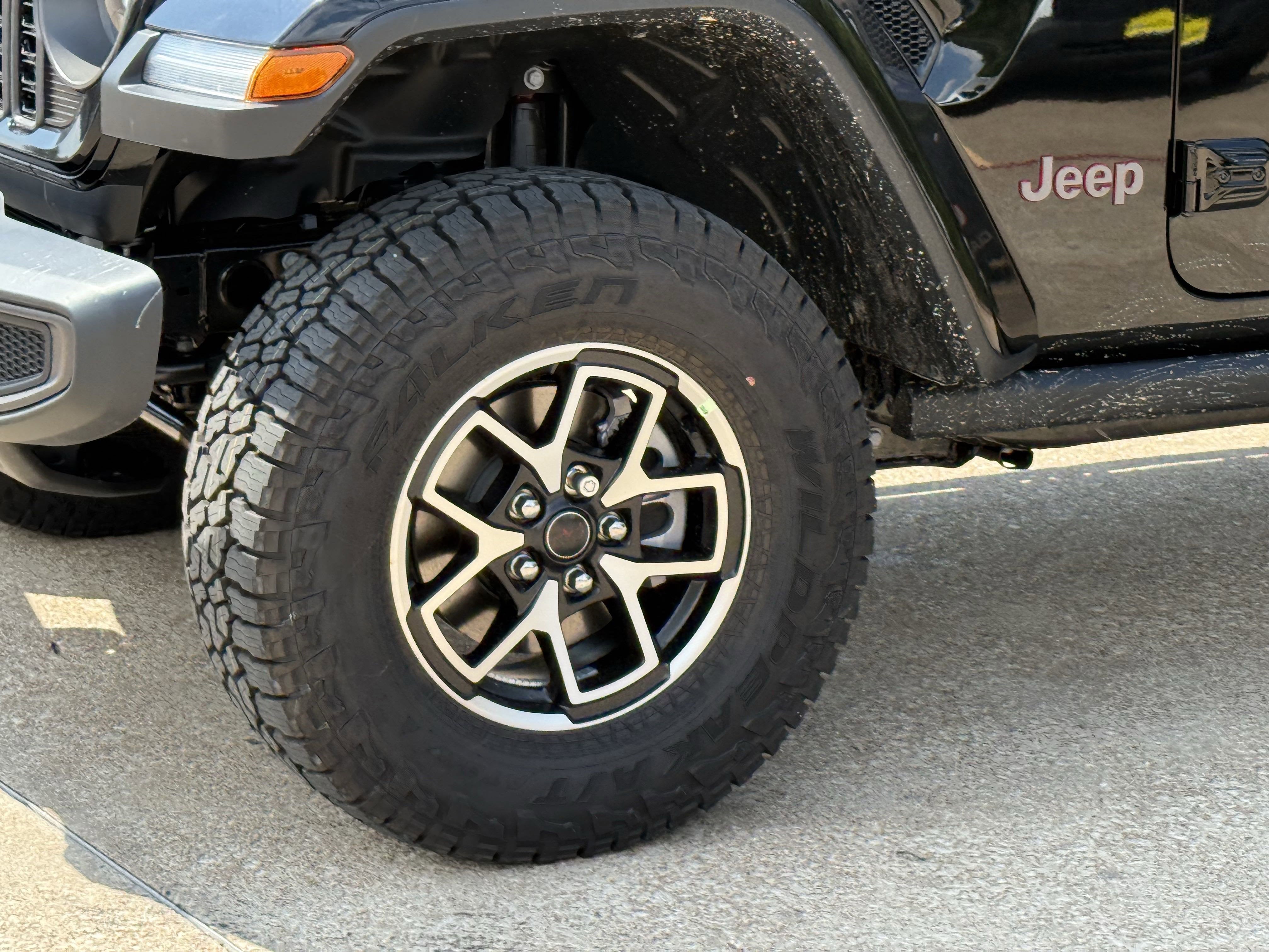 2025 Jeep Gladiator GLADIATOR RUBICON 4X4