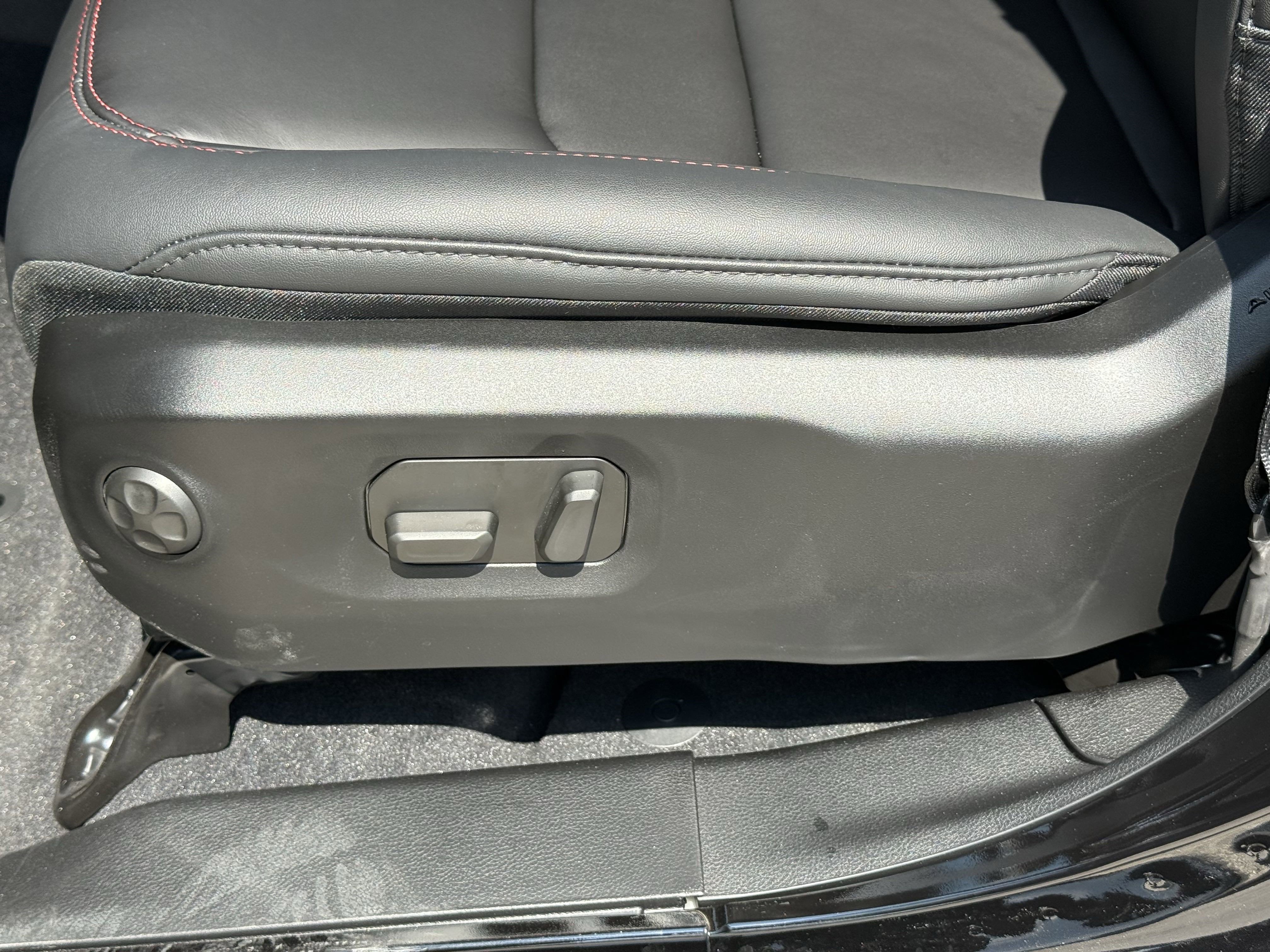 2025 Jeep Gladiator GLADIATOR RUBICON 4X4