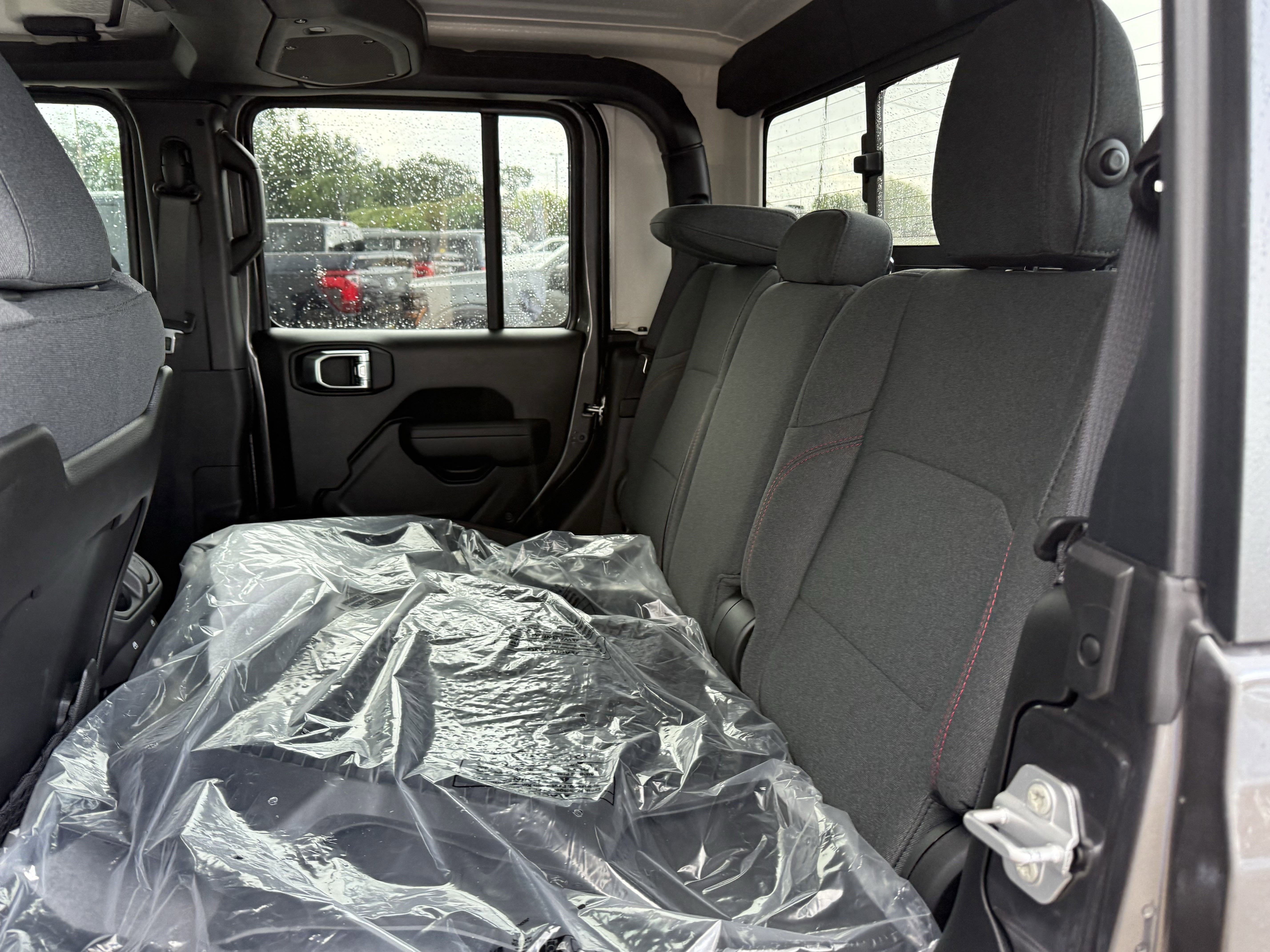 2025 Jeep Gladiator GLADIATOR RUBICON 4X4