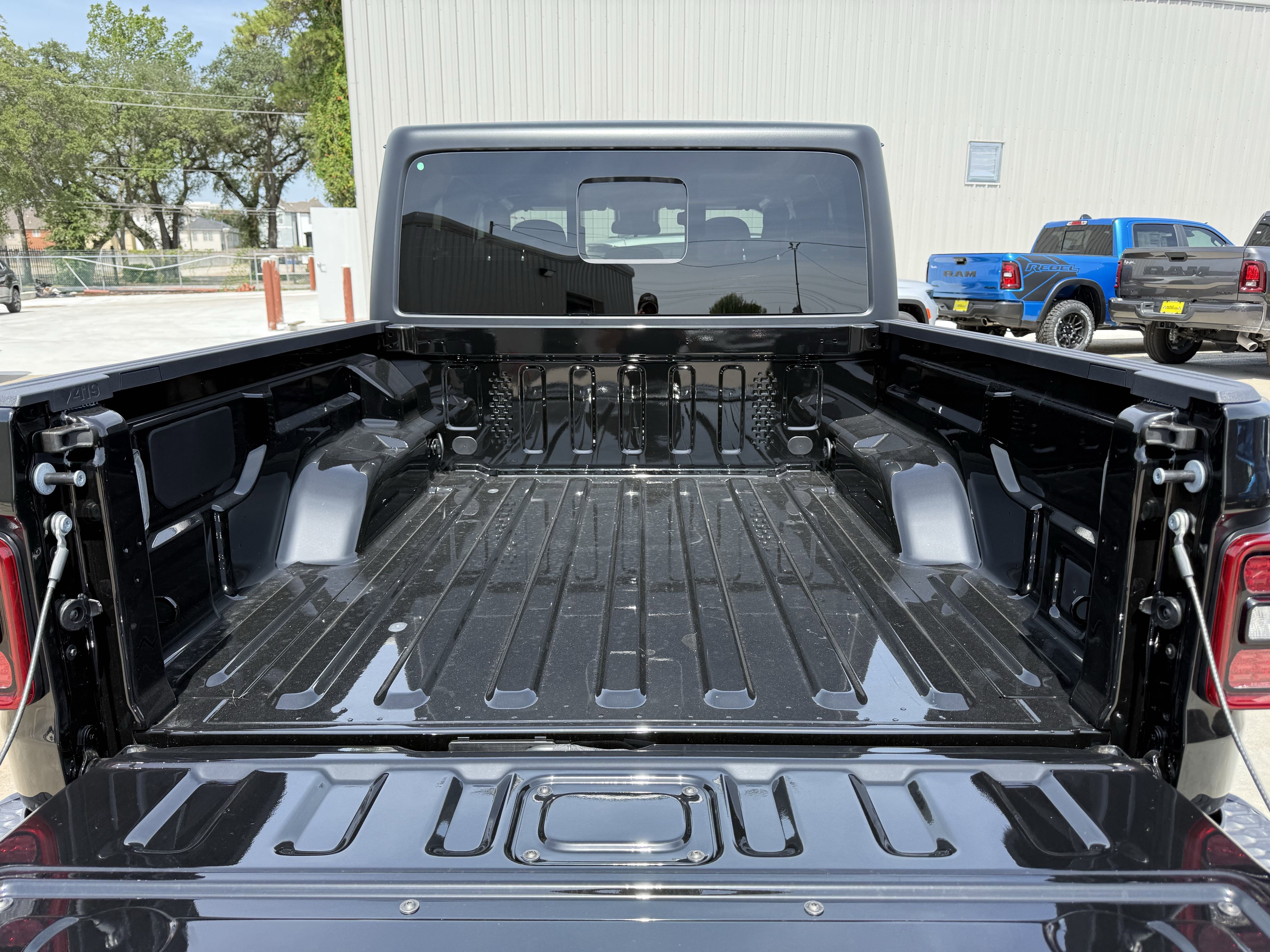 2025 Jeep Gladiator GLADIATOR RUBICON 4X4