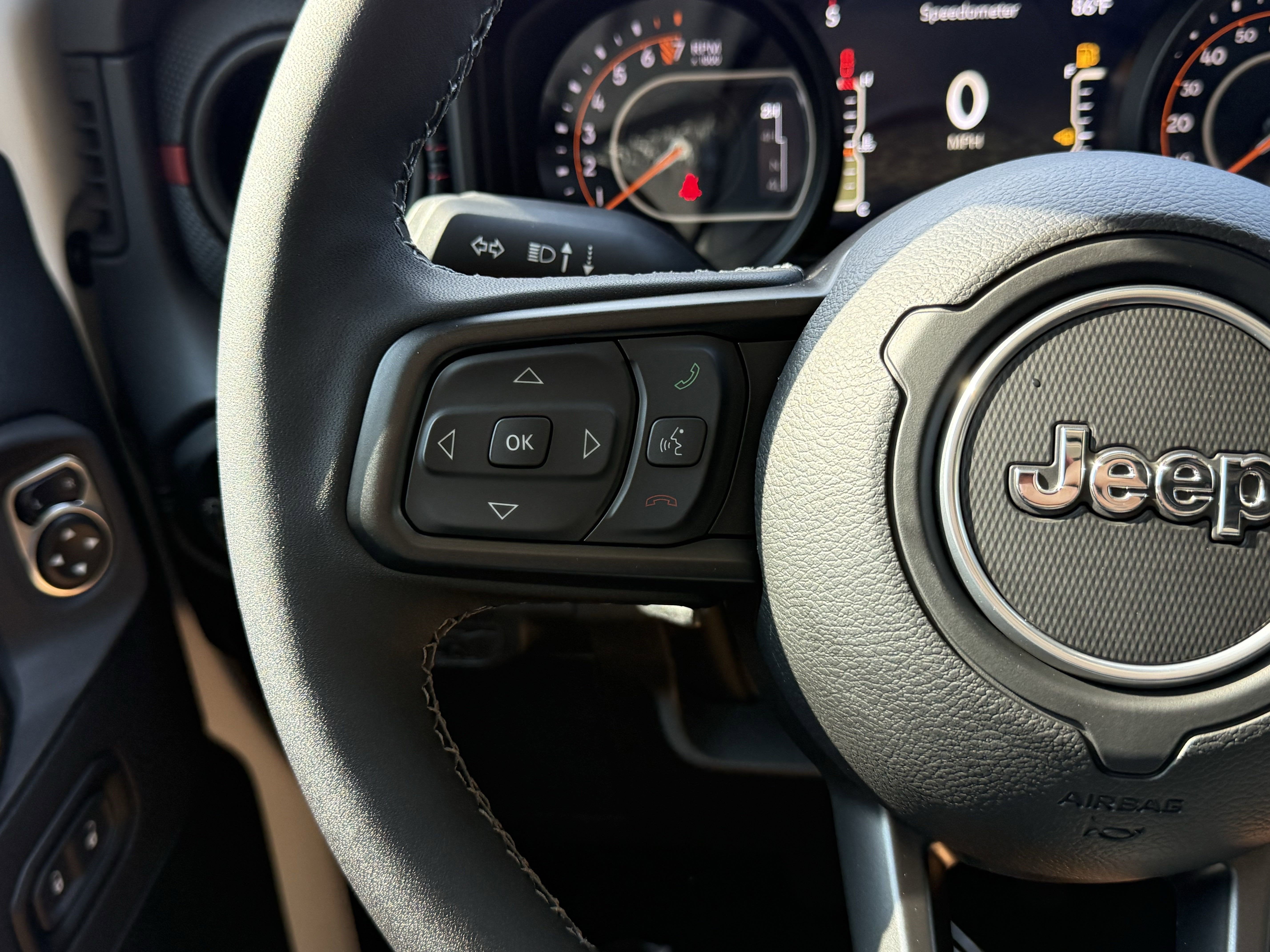 2025 Jeep Gladiator GLADIATOR RUBICON 4X4