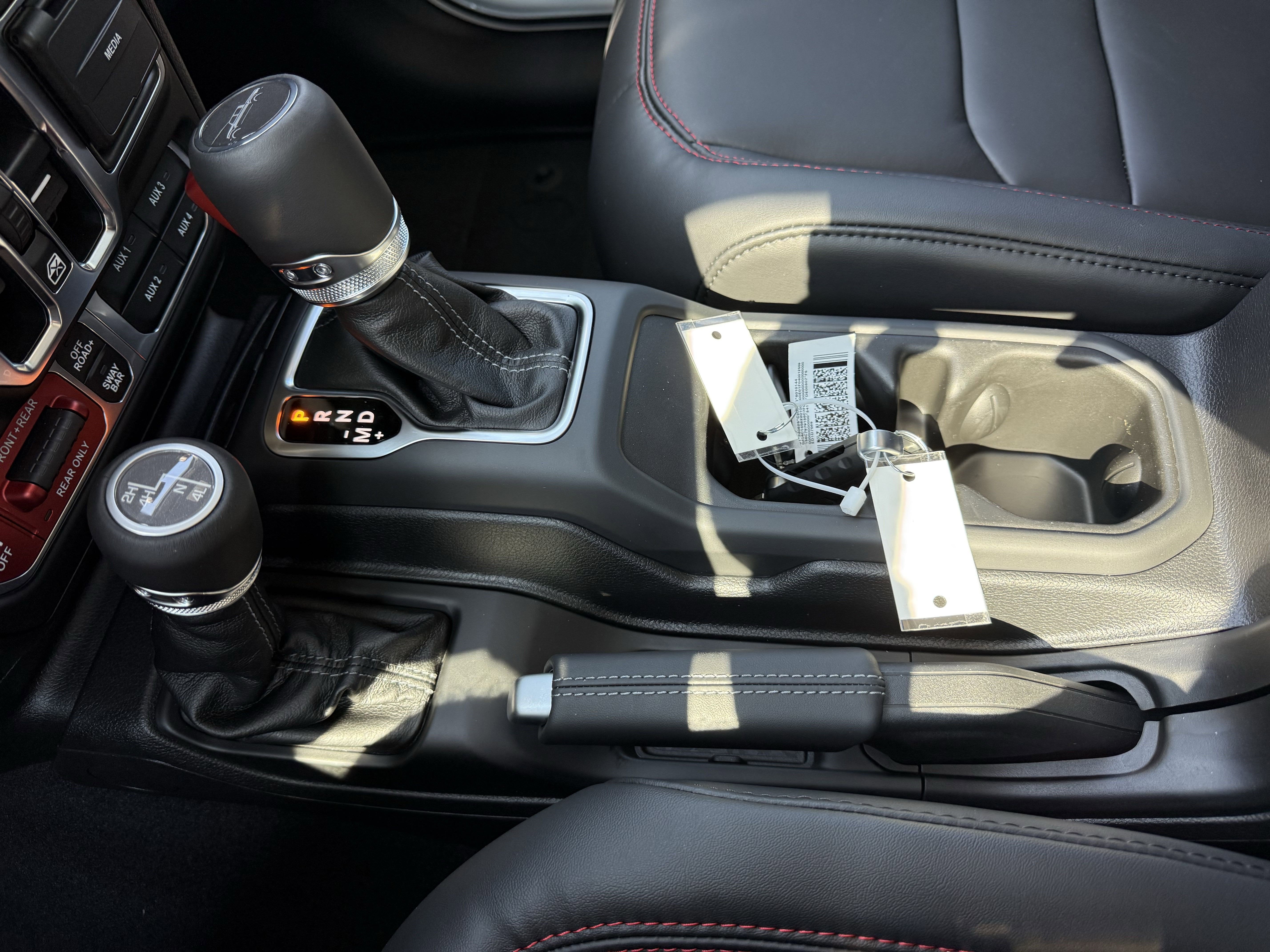 2025 Jeep Gladiator GLADIATOR RUBICON 4X4