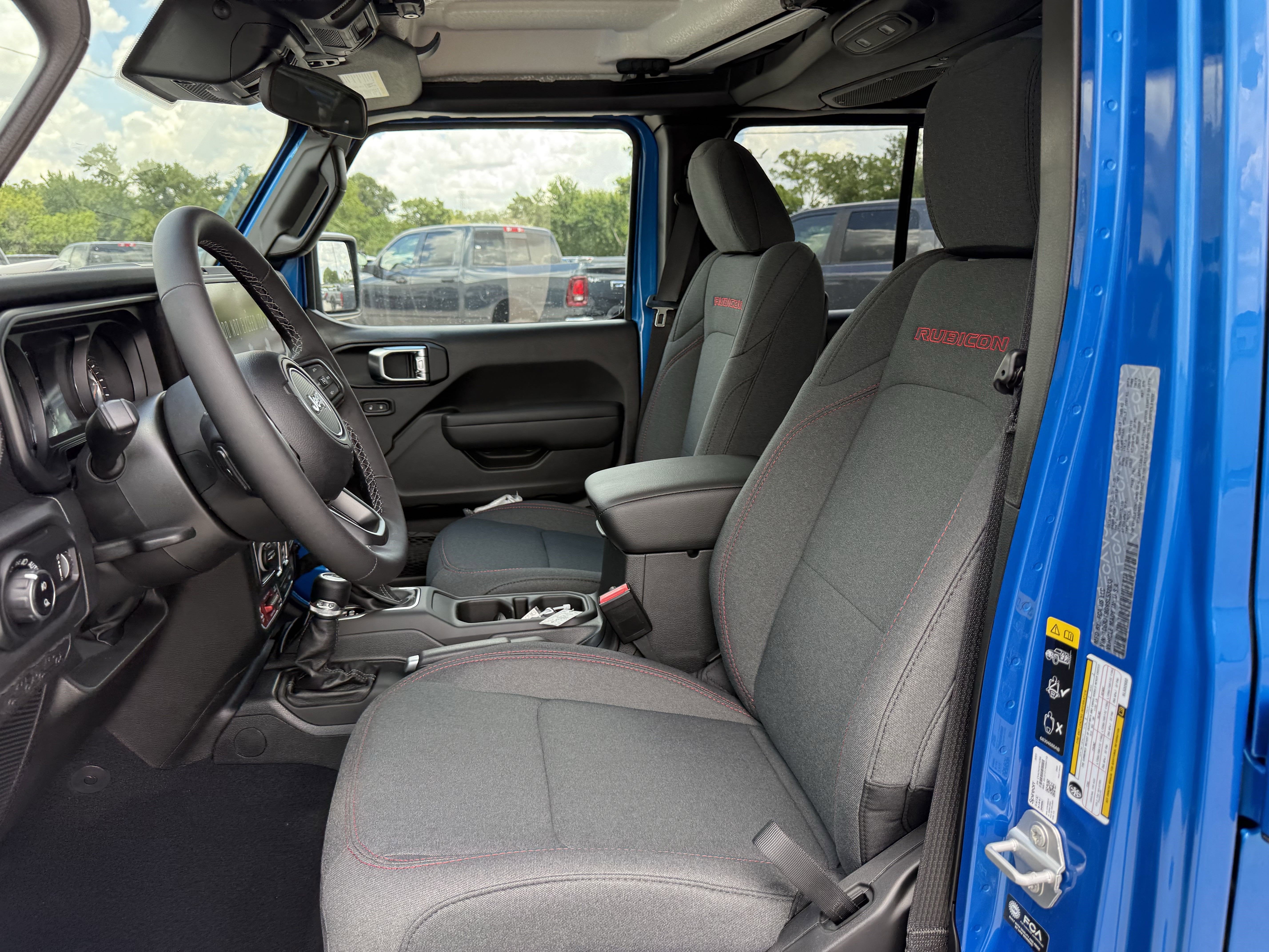 2025 Jeep Gladiator GLADIATOR RUBICON 4X4