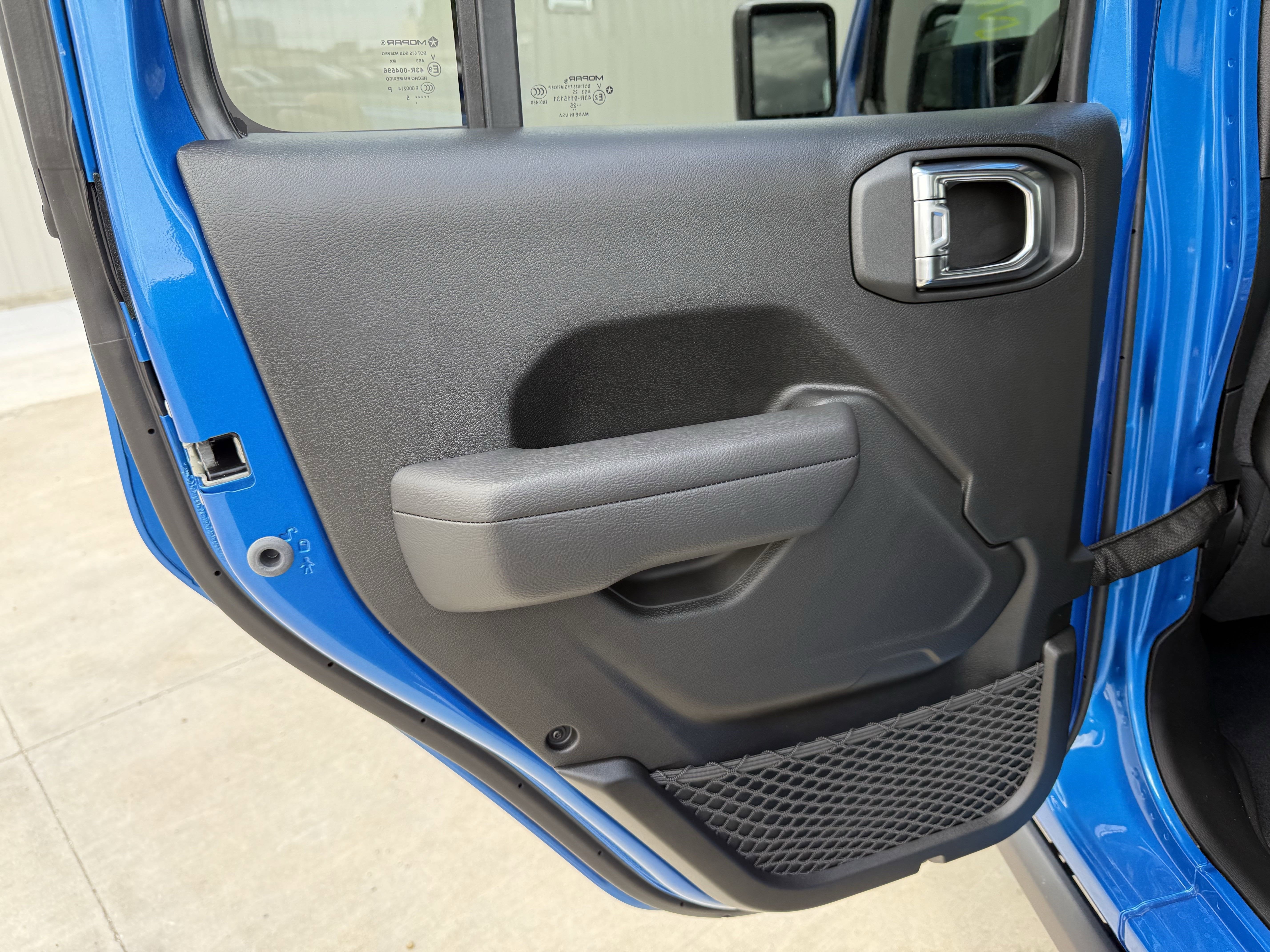 2025 Jeep Gladiator GLADIATOR RUBICON 4X4