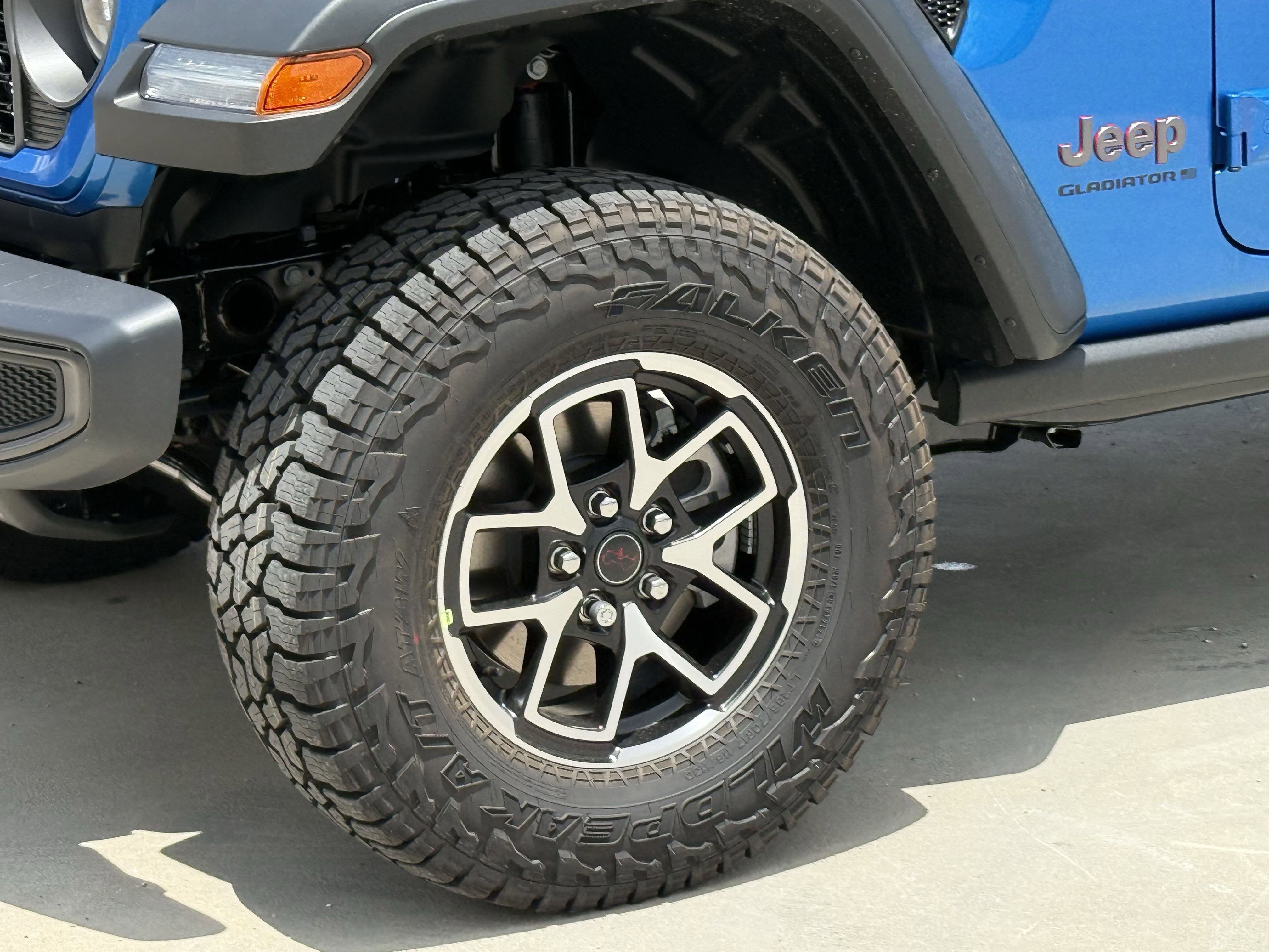 2025 Jeep Gladiator GLADIATOR RUBICON 4X4