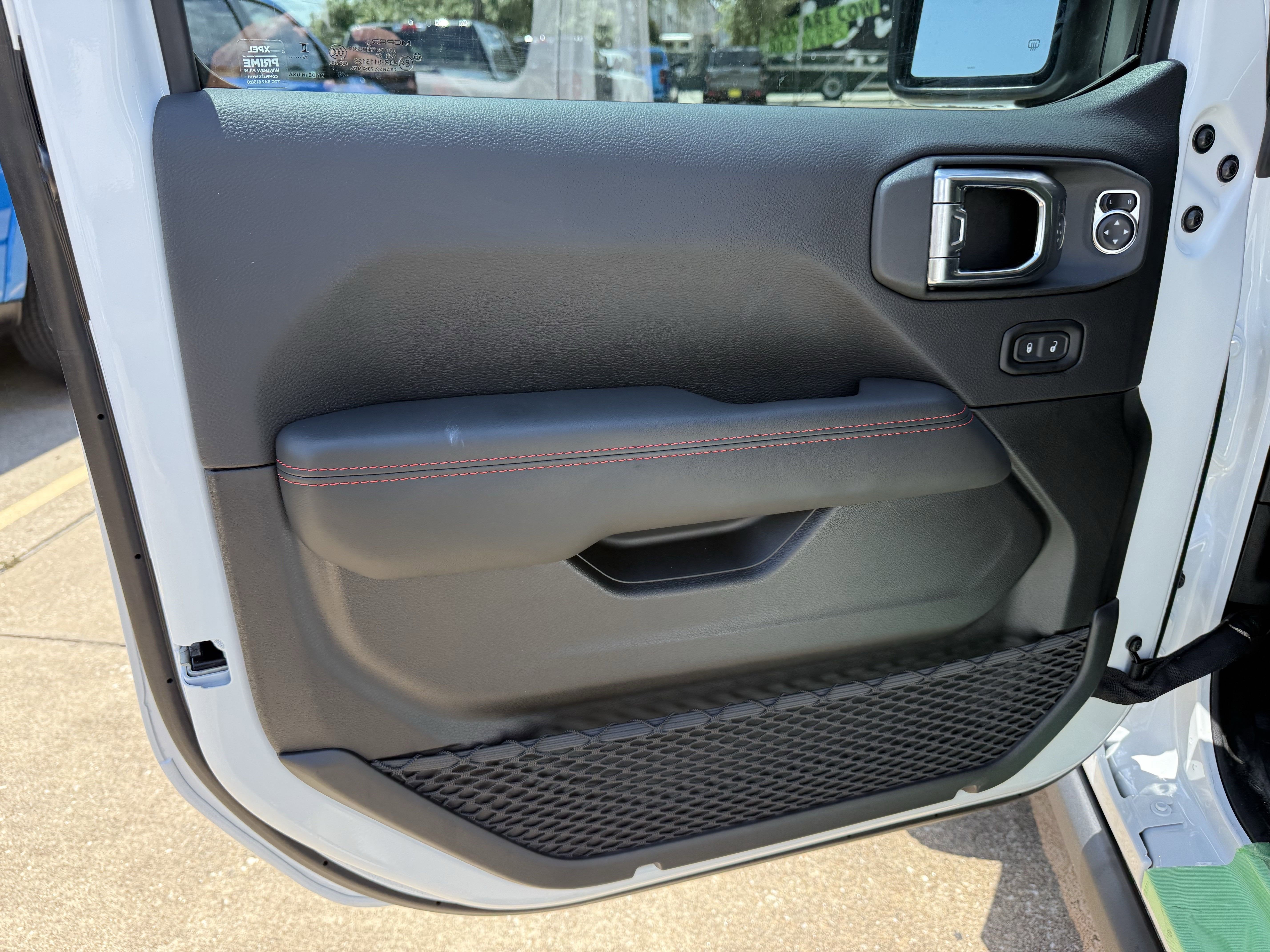 2025 Jeep Gladiator GLADIATOR RUBICON 4X4