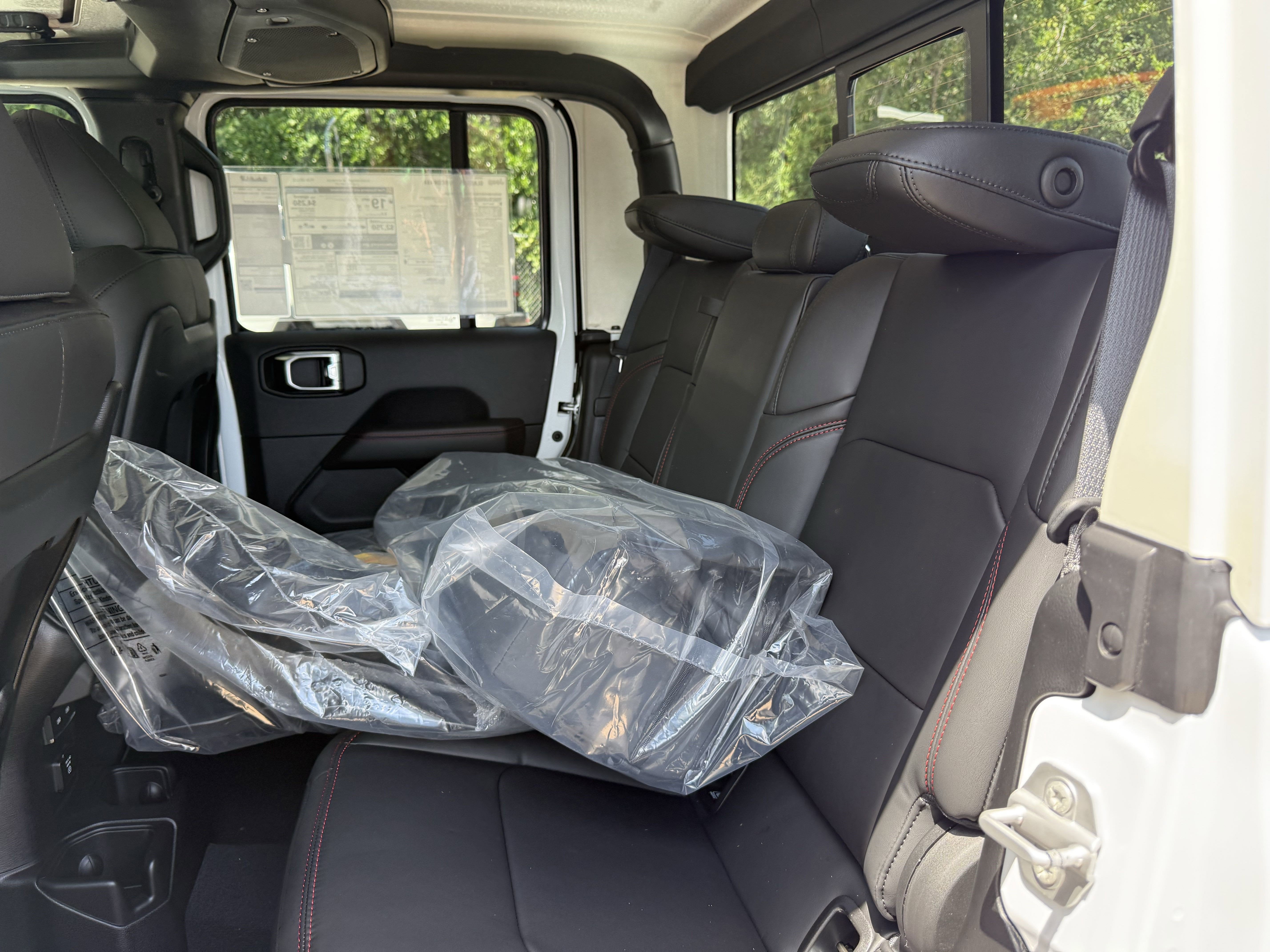 2025 Jeep Gladiator GLADIATOR RUBICON 4X4