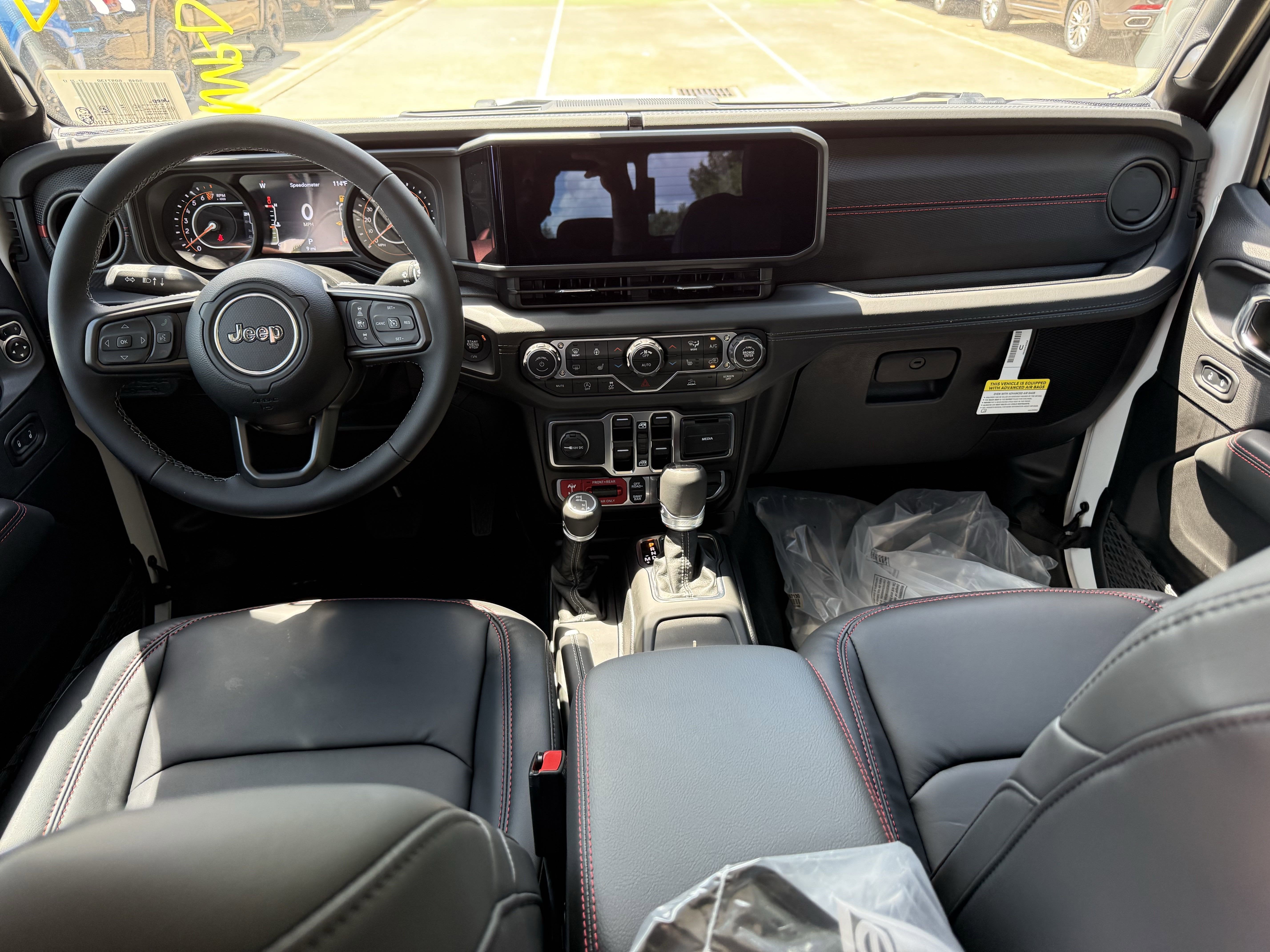 2025 Jeep Gladiator GLADIATOR RUBICON 4X4