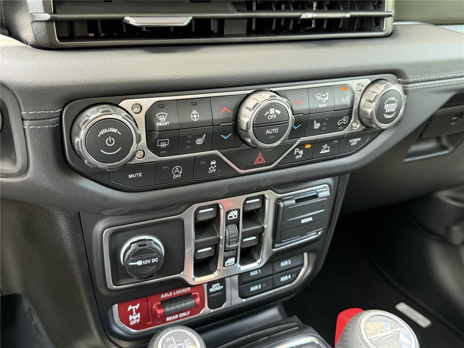 2026 Jeep Gladiator Mojave X