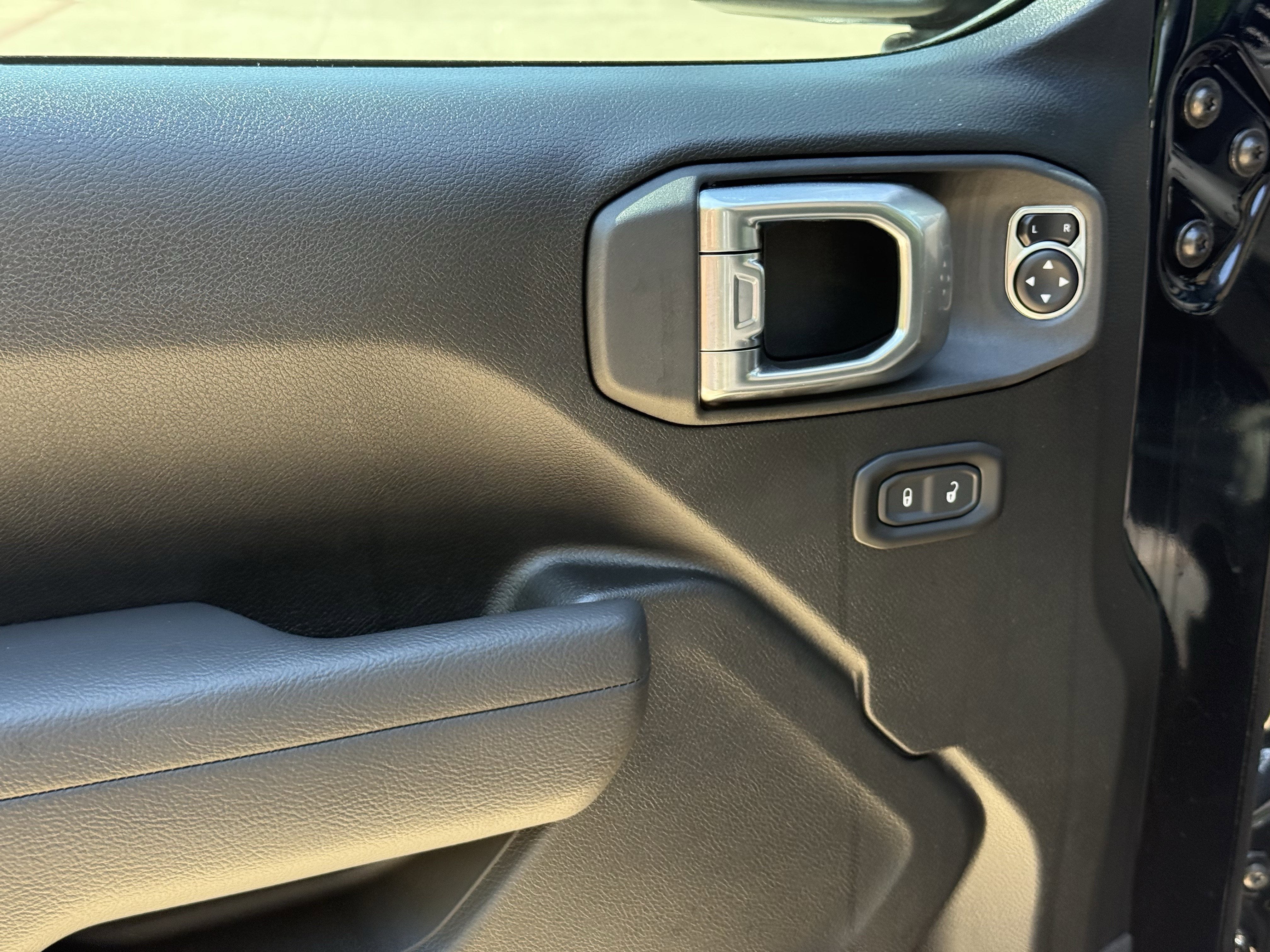 2025 Jeep Gladiator GLADIATOR MOJAVE 4X4