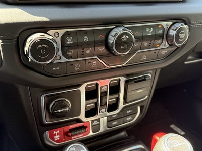 2025 Jeep Gladiator GLADIATOR MOJAVE 4X4