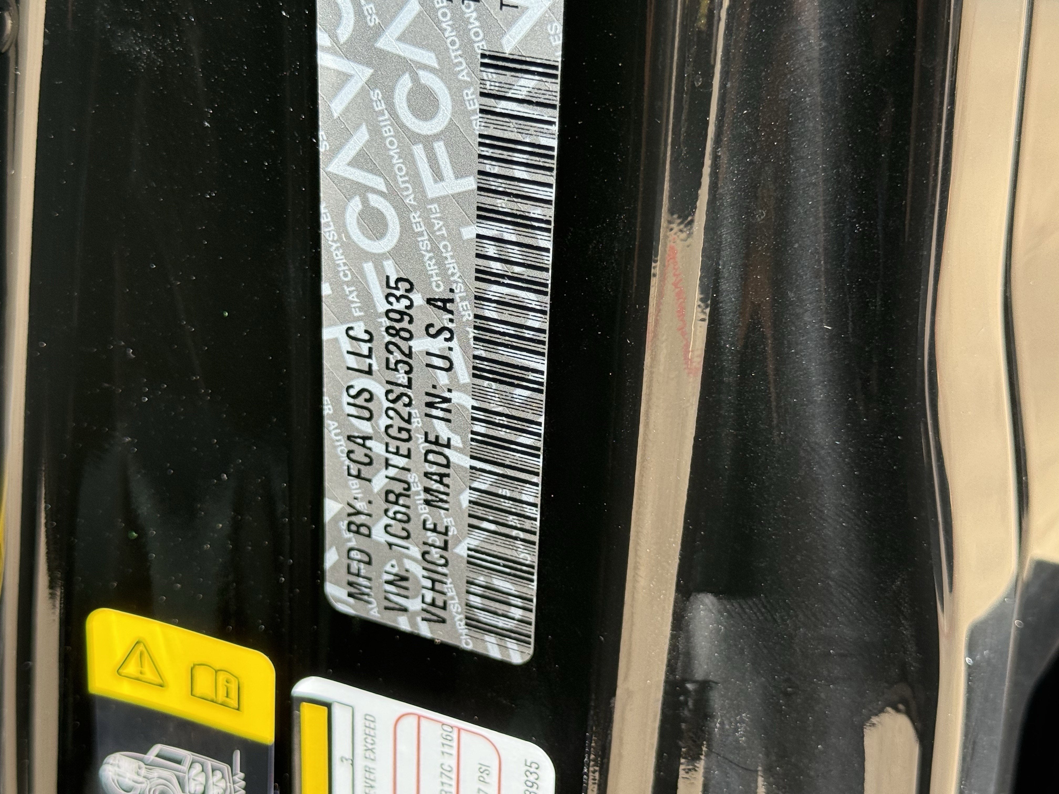 2025 Jeep Gladiator GLADIATOR MOJAVE 4X4