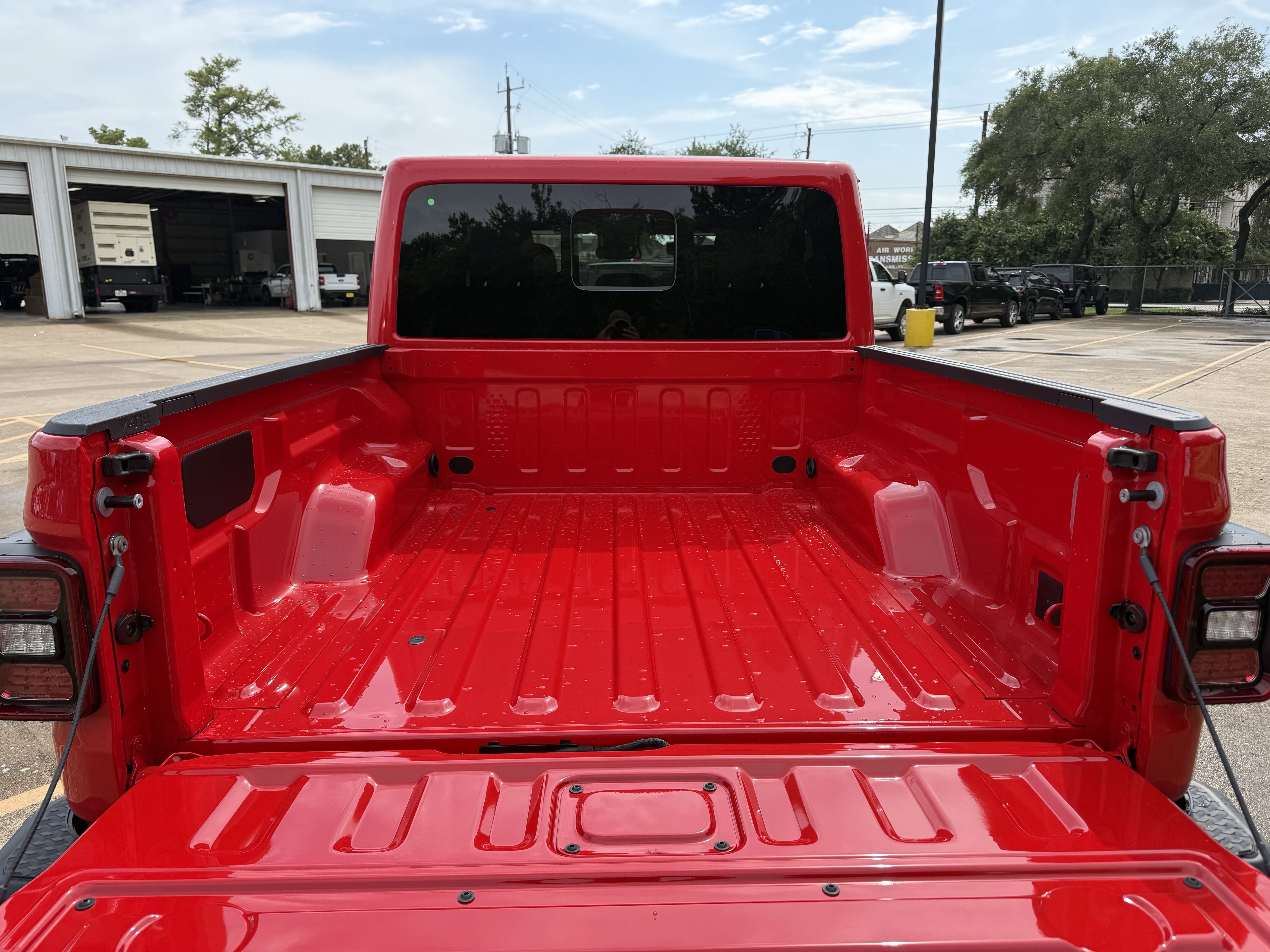 2025 Jeep Gladiator GLADIATOR MOJAVE 4X4