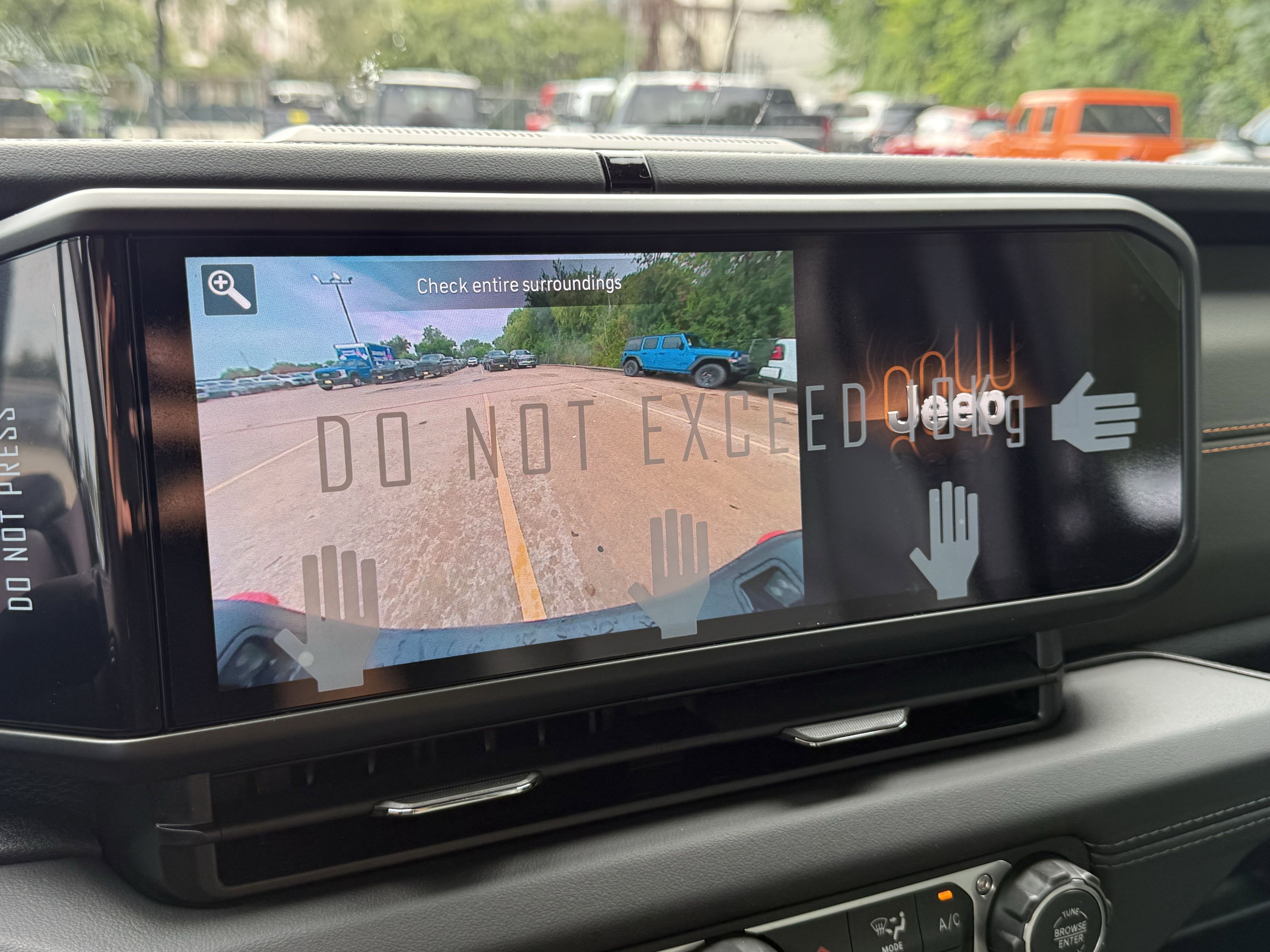 2025 Jeep Gladiator GLADIATOR MOJAVE 4X4