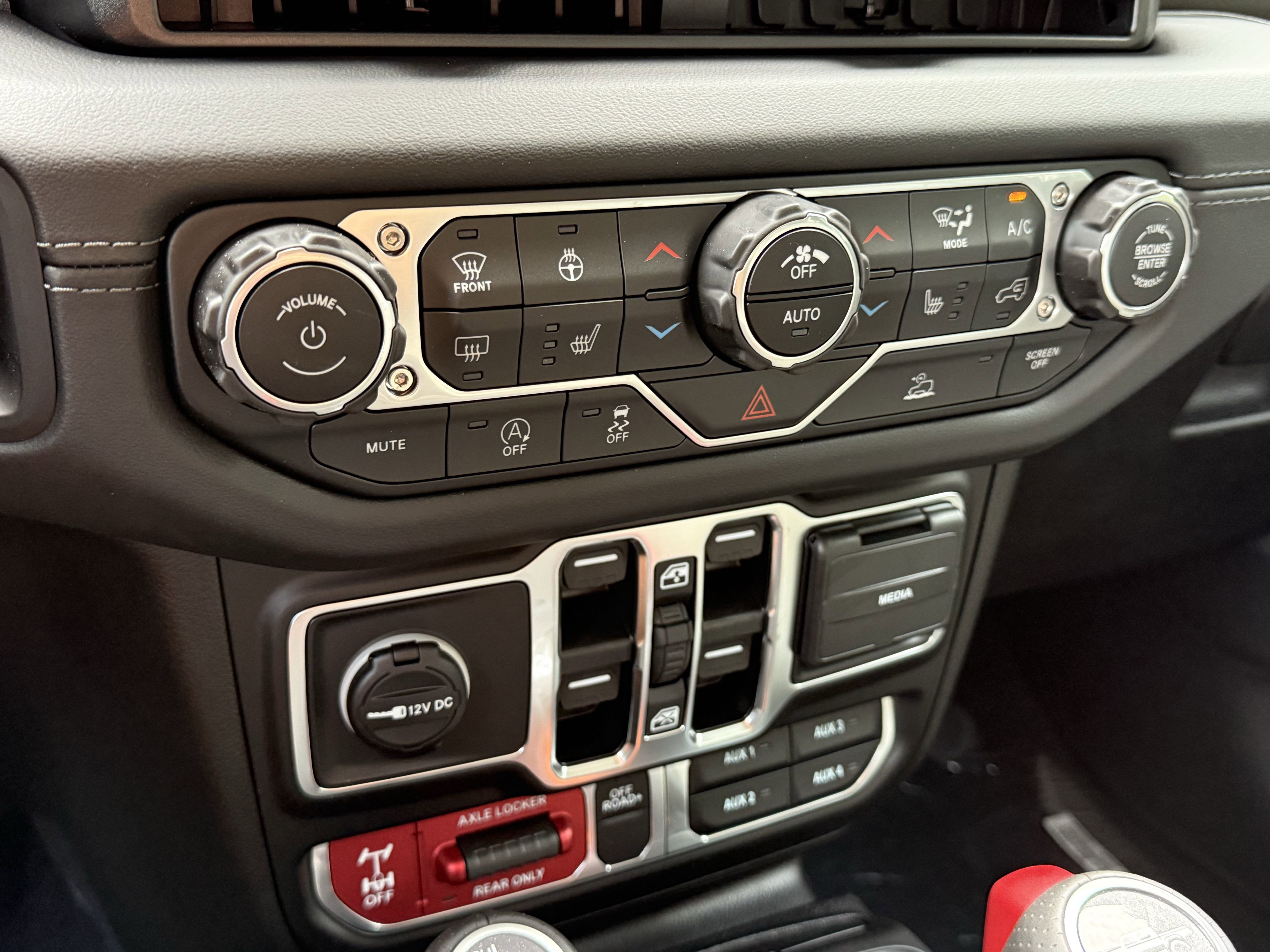 2025 Jeep Gladiator GLADIATOR MOJAVE 4X4