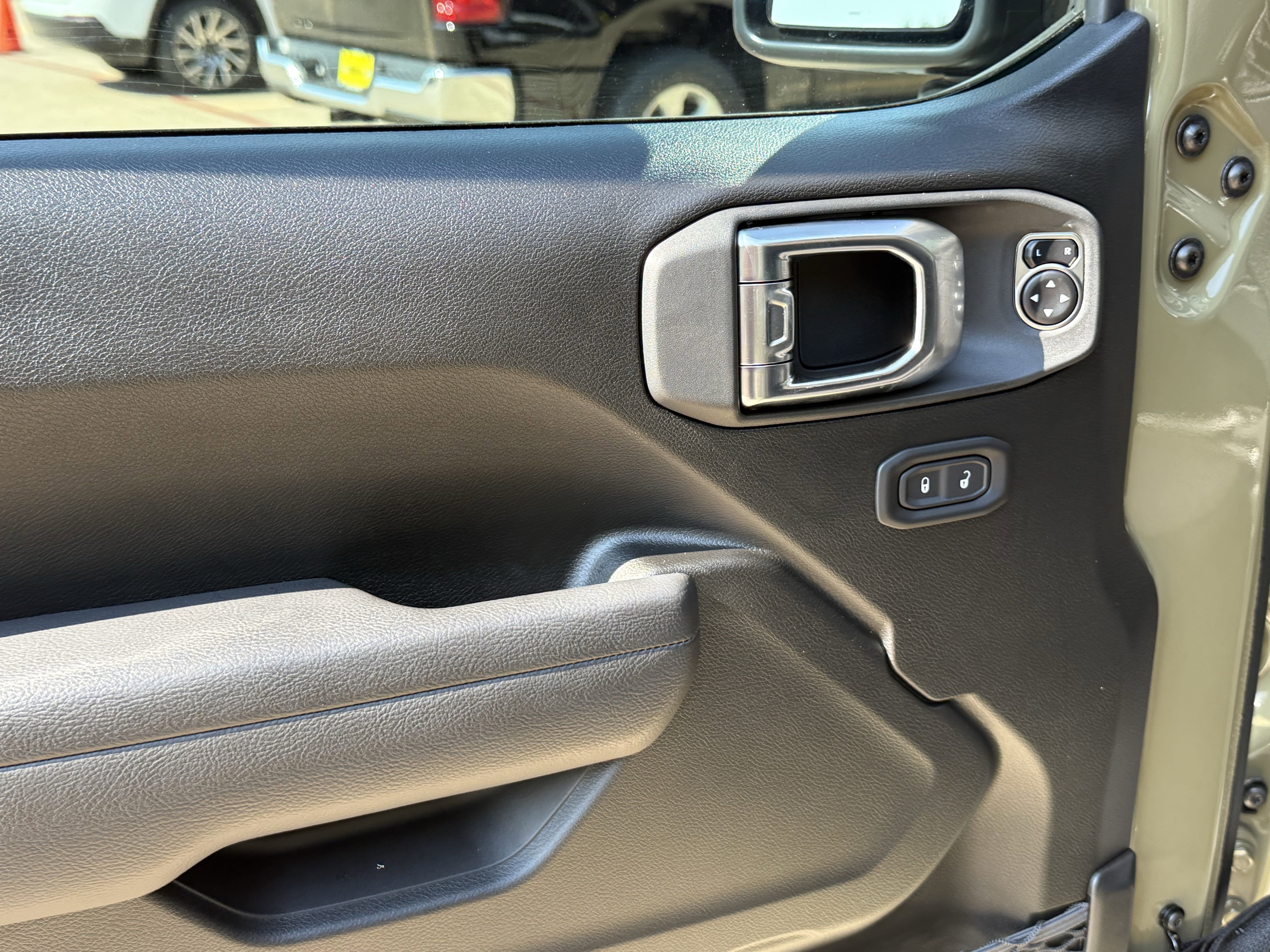 2025 Jeep Gladiator GLADIATOR MOJAVE 4X4