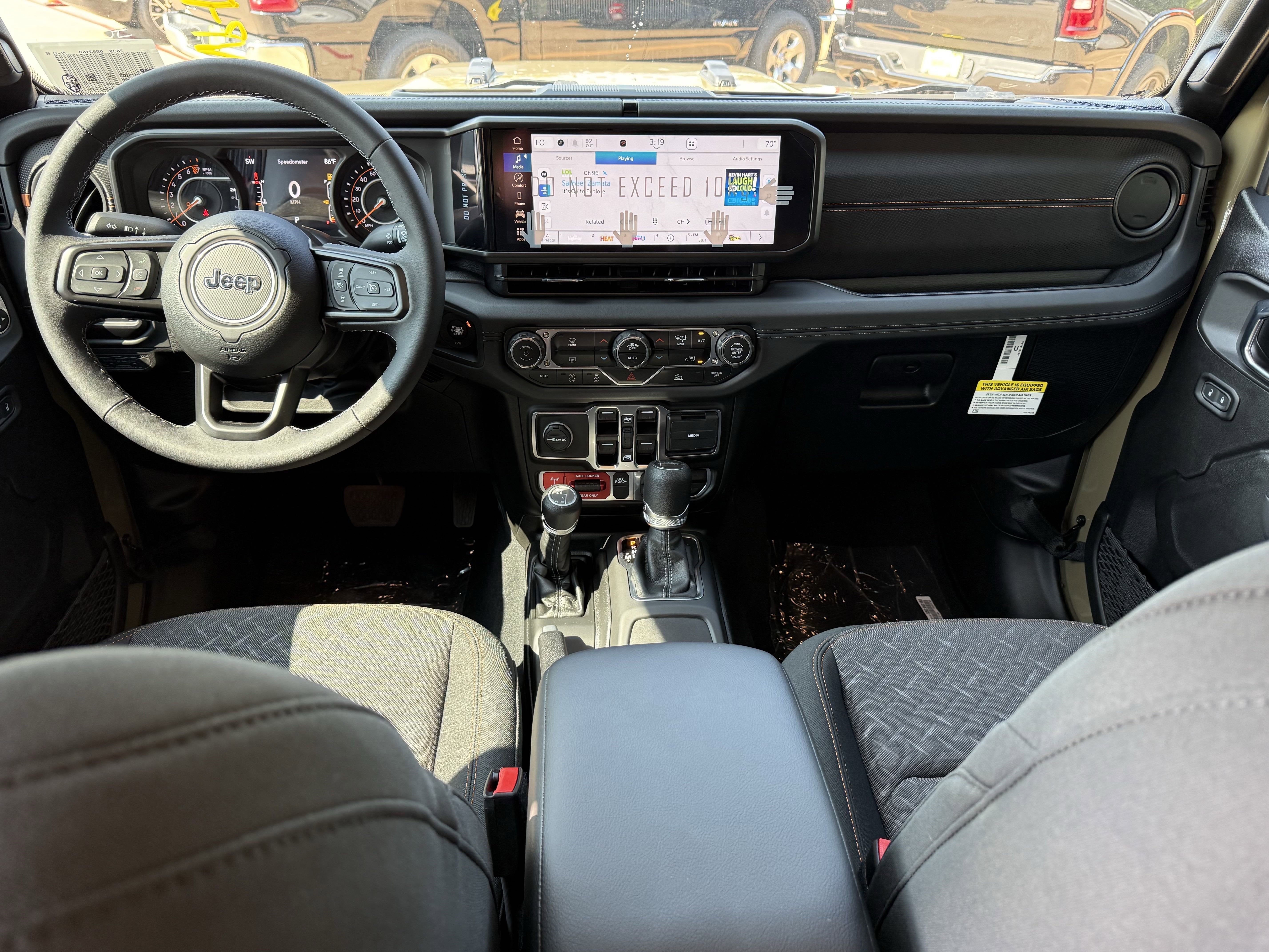 2025 Jeep Gladiator GLADIATOR MOJAVE 4X4