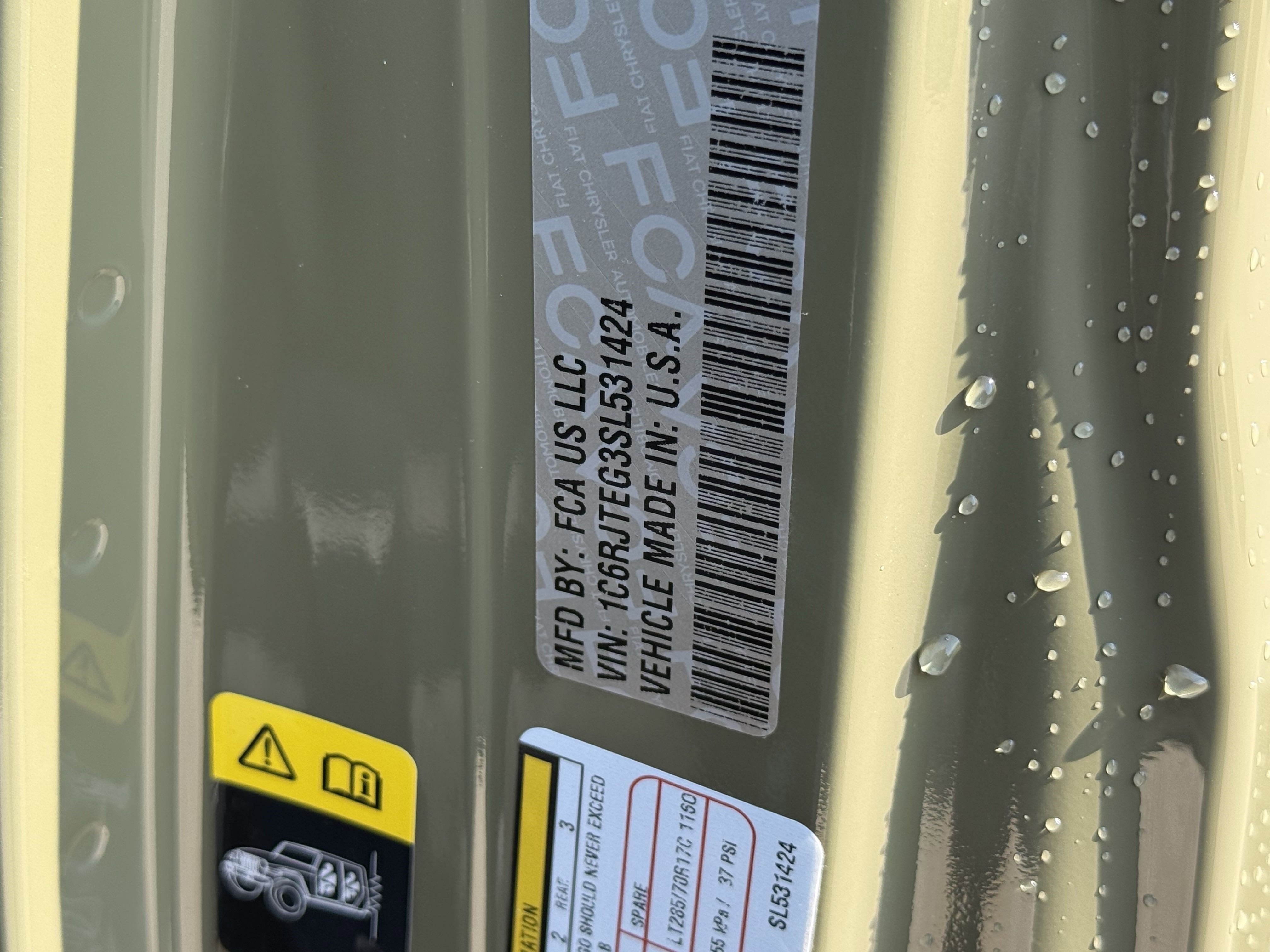 2025 Jeep Gladiator GLADIATOR MOJAVE 4X4