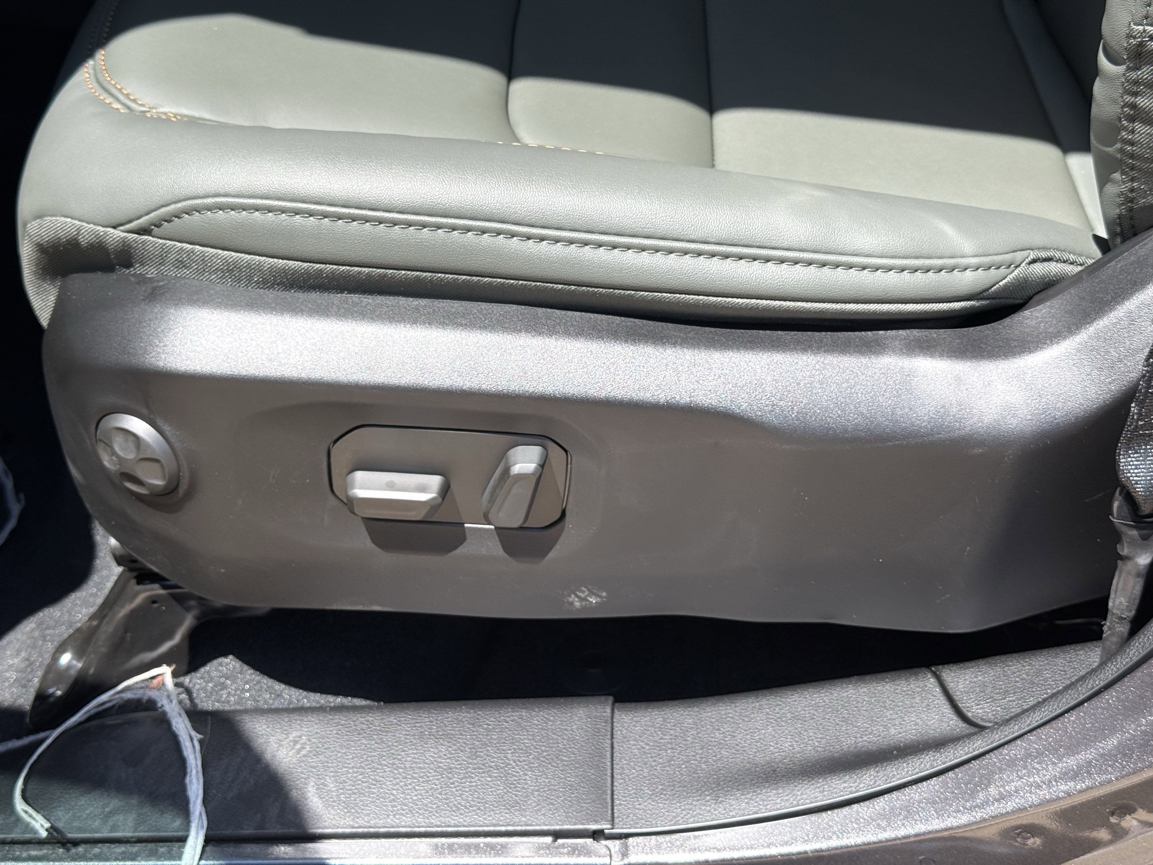 2025 Jeep Gladiator GLADIATOR MOJAVE 4X4