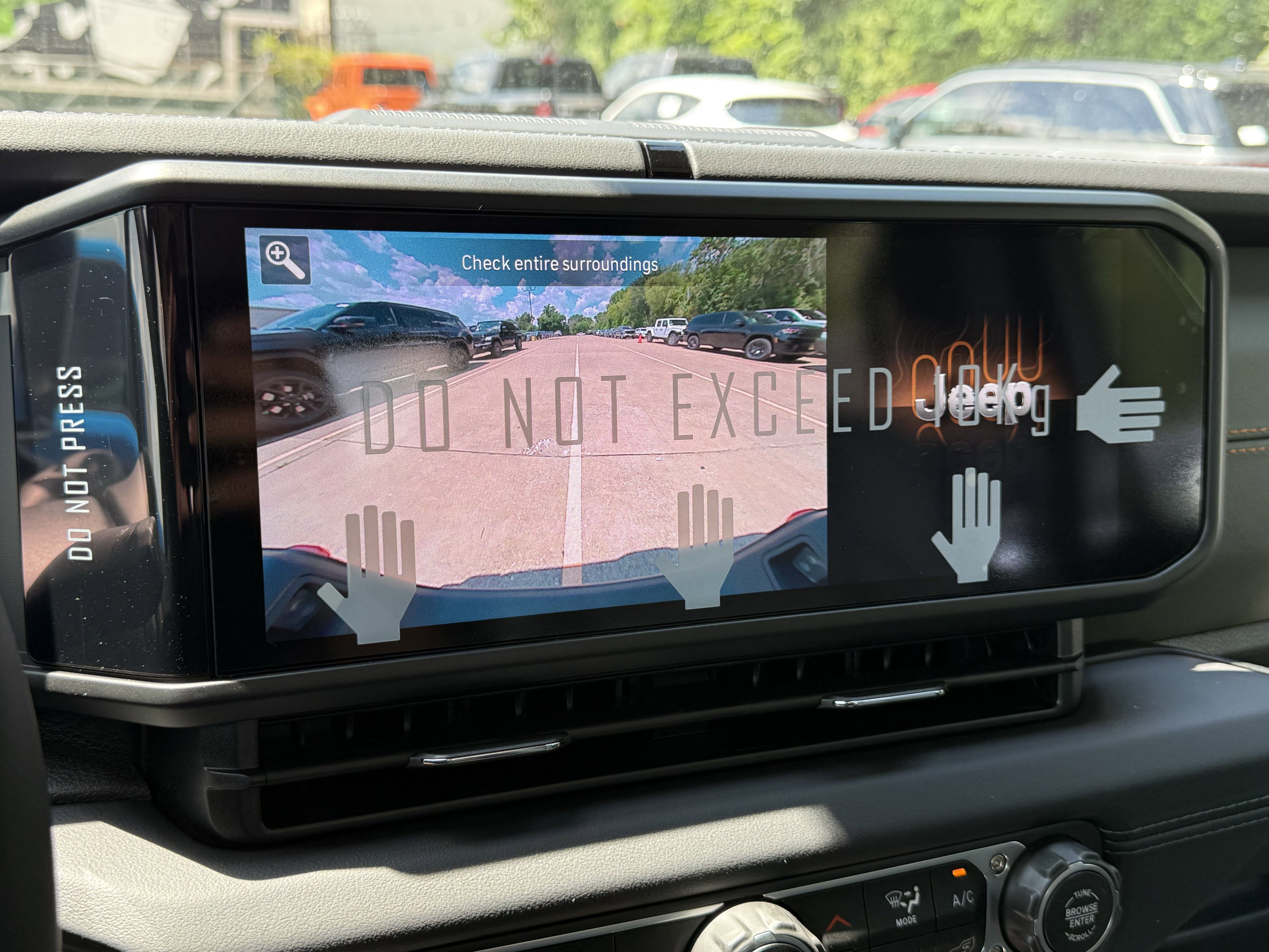 2025 Jeep Gladiator GLADIATOR MOJAVE 4X4