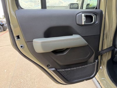 2026 Jeep Gladiator GLADIATOR MOJAVE 4X4